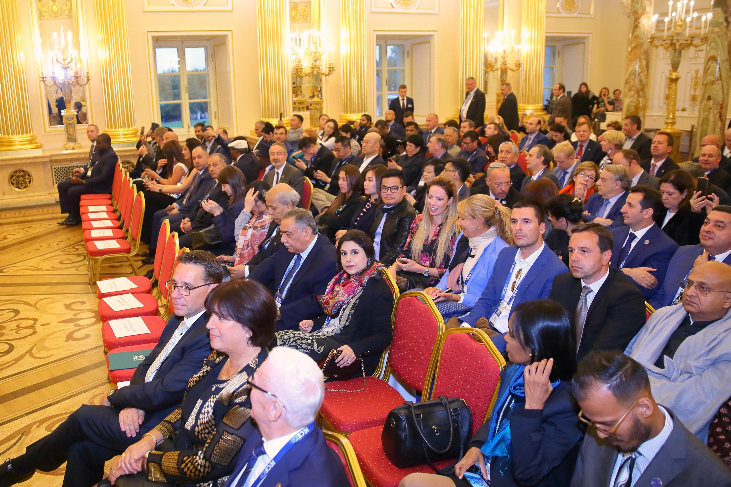 Встреча гостей в Царицыно вместе с солистами Геликон оперы. Фотограф ваших самых ярких событий в Москве и СПБ. Збронская Юлия