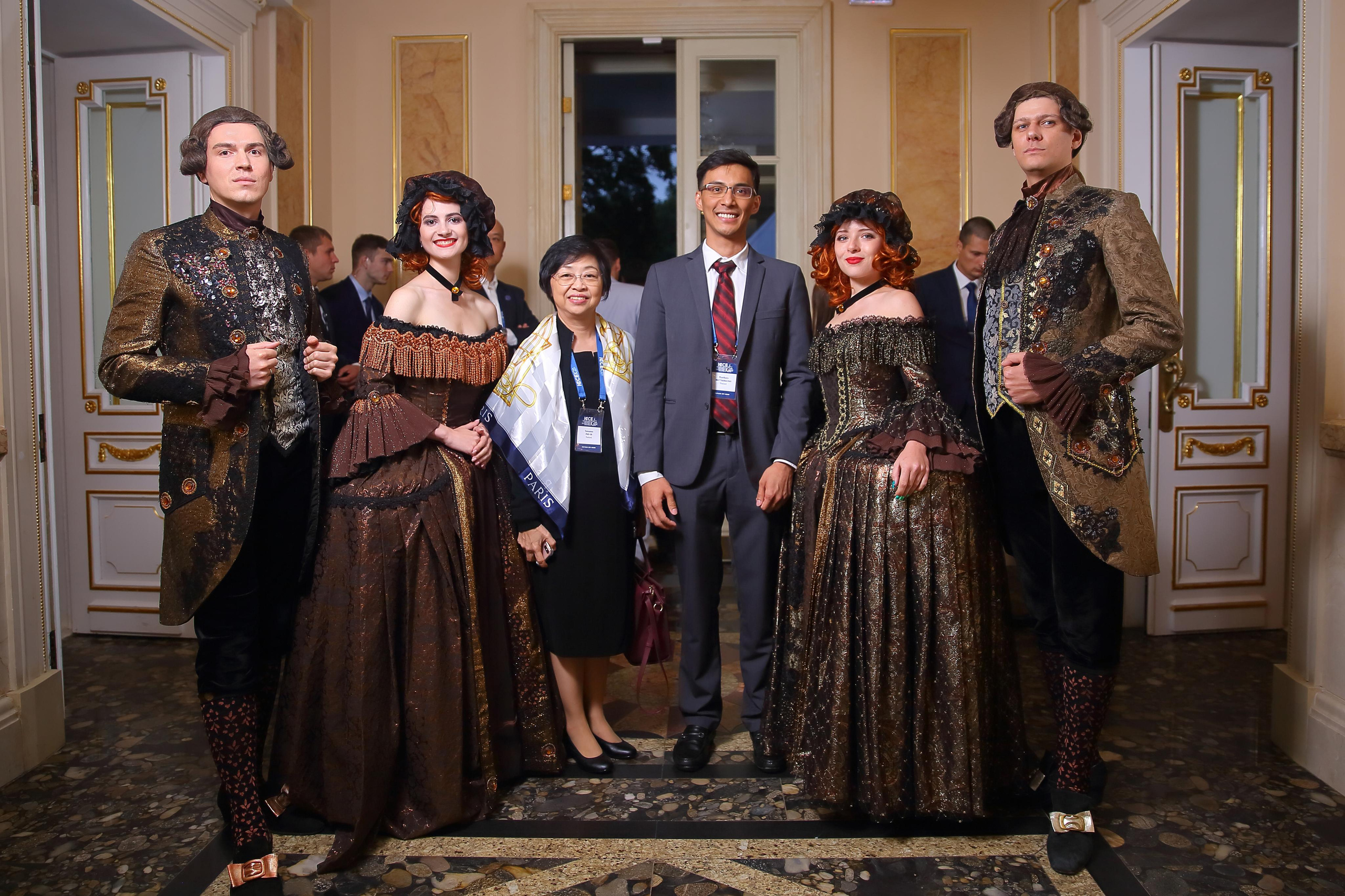 Встреча гостей в Царицыно вместе с солистами Геликон оперы. Фотограф ваших самых ярких событий в Москве и СПБ. Збронская Юлия