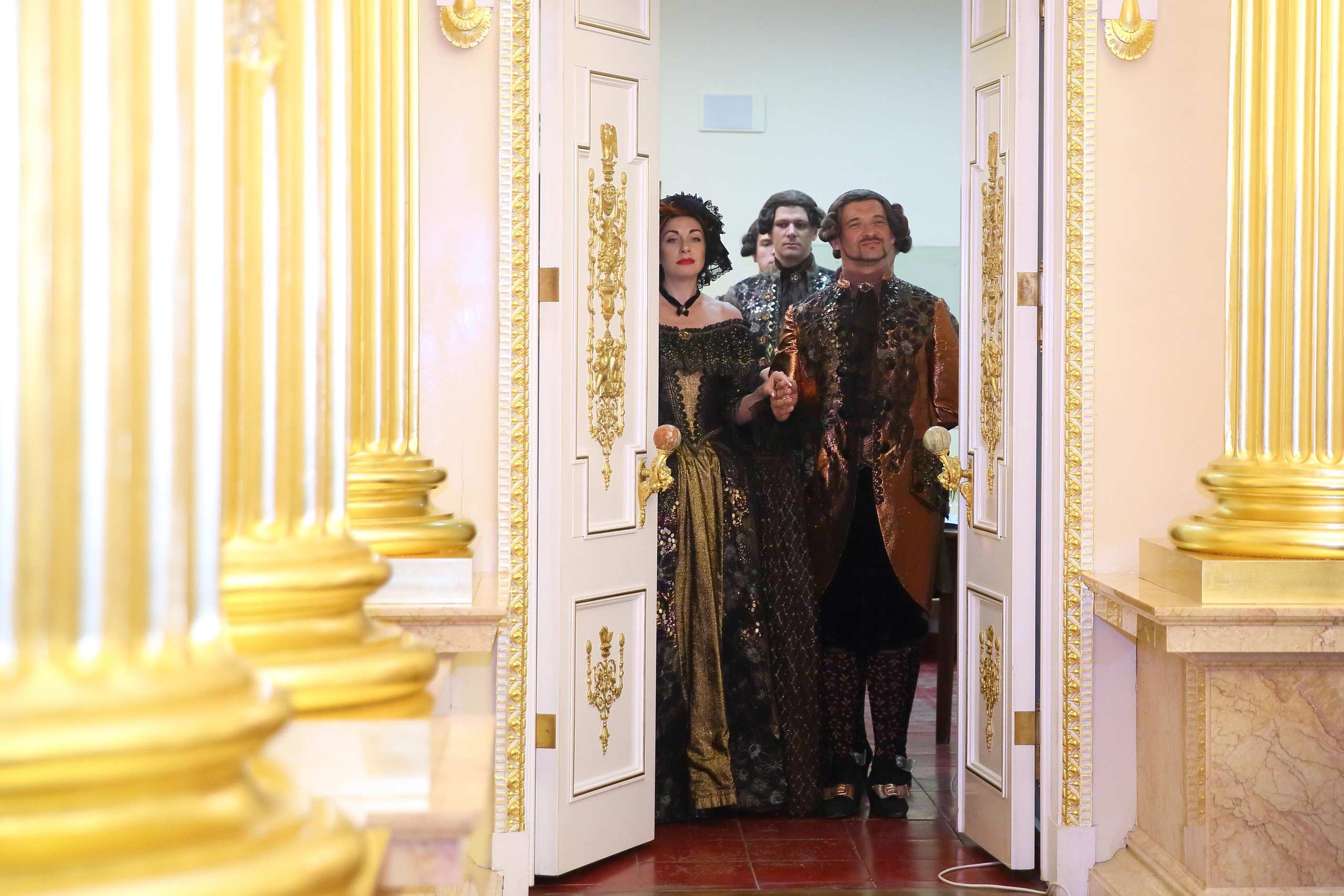 Встреча гостей в Царицыно вместе с солистами Геликон оперы. Фотограф ваших самых ярких событий в Москве и СПБ. Збронская Юлия