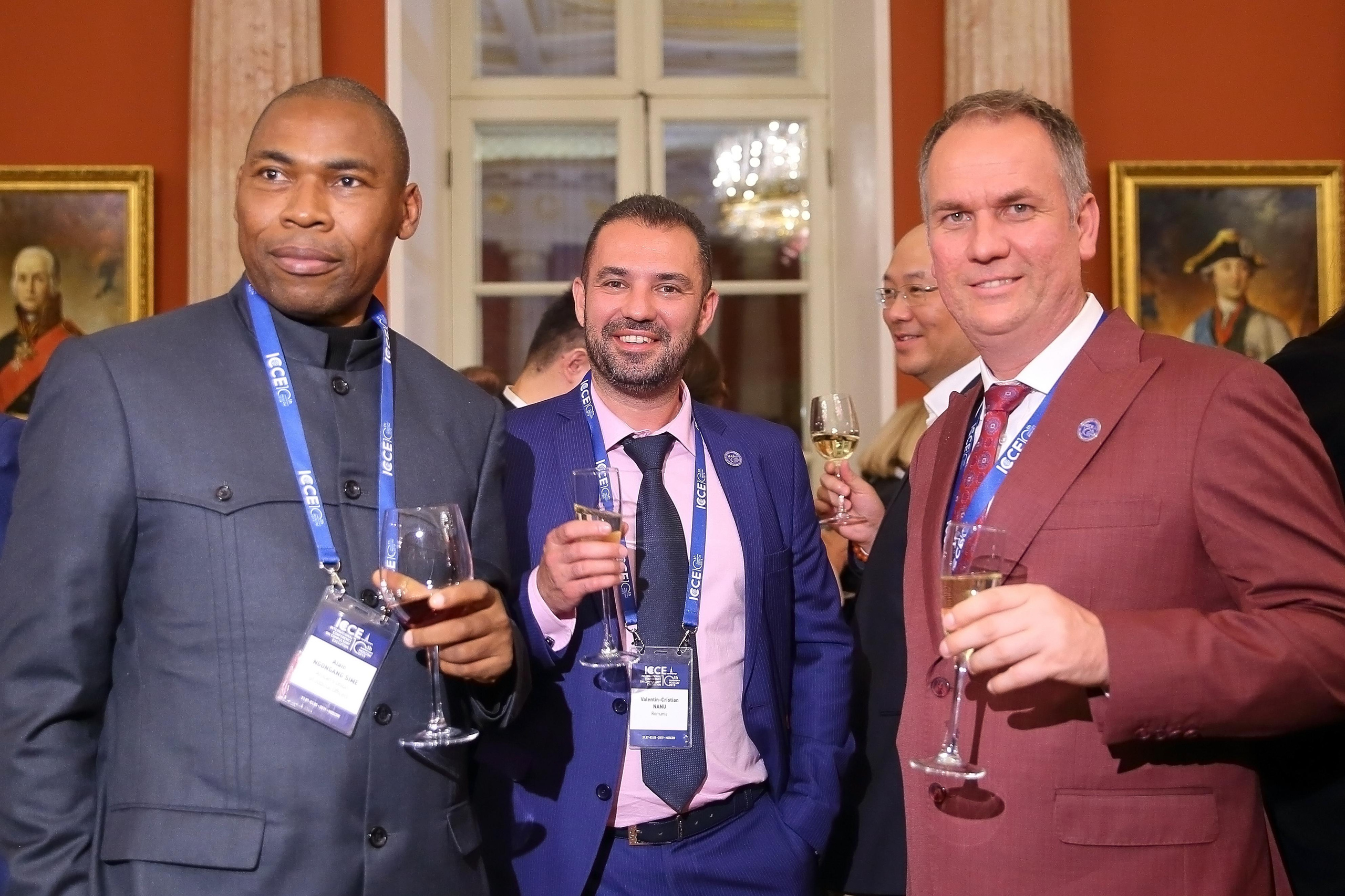 Встреча гостей в Царицыно вместе с солистами Геликон оперы. Фотограф ваших самых ярких событий в Москве и СПБ. Збронская Юлия