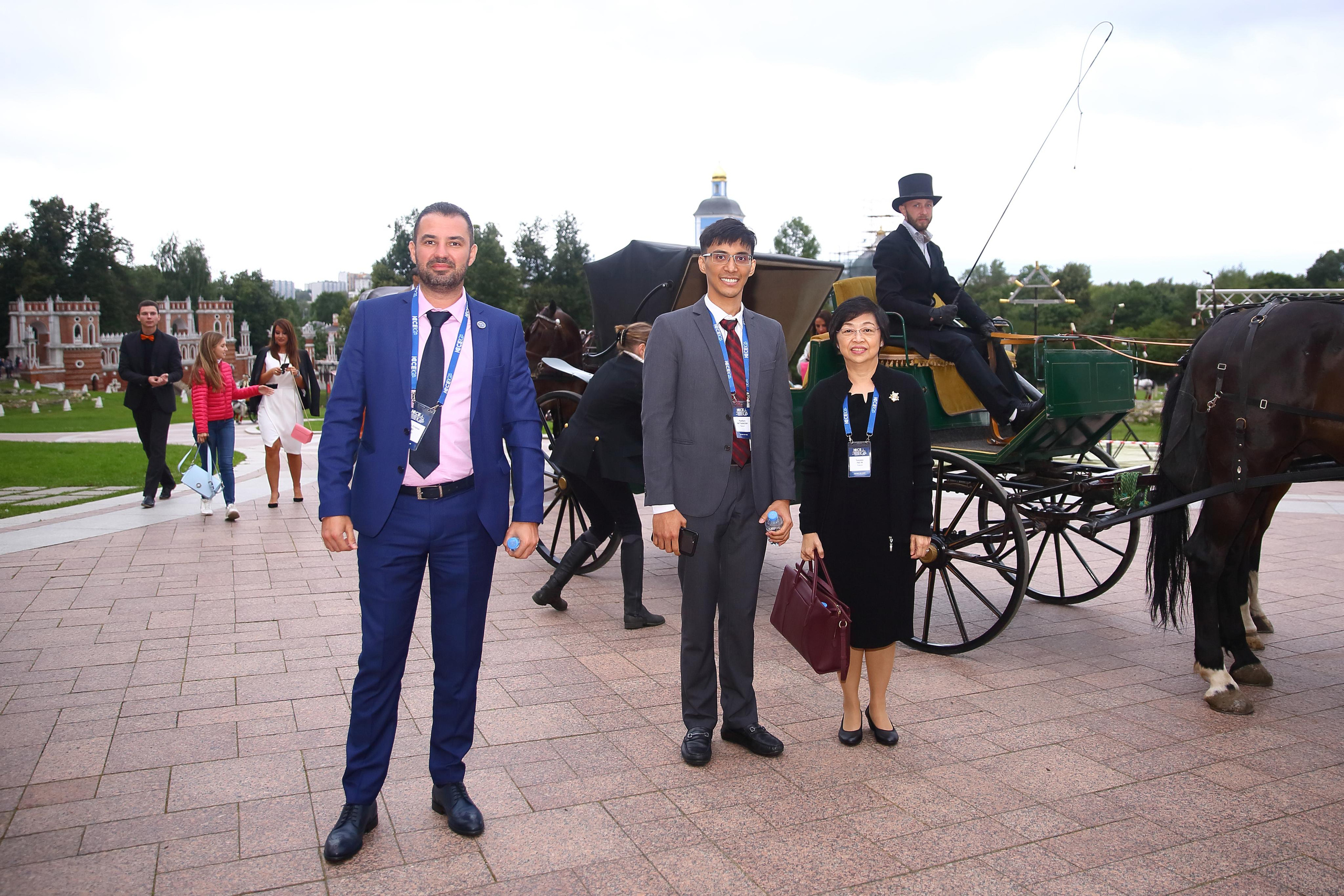 Встреча гостей в Царицыно вместе с солистами Геликон оперы. Фотограф ваших самых ярких событий в Москве и СПБ. Збронская Юлия