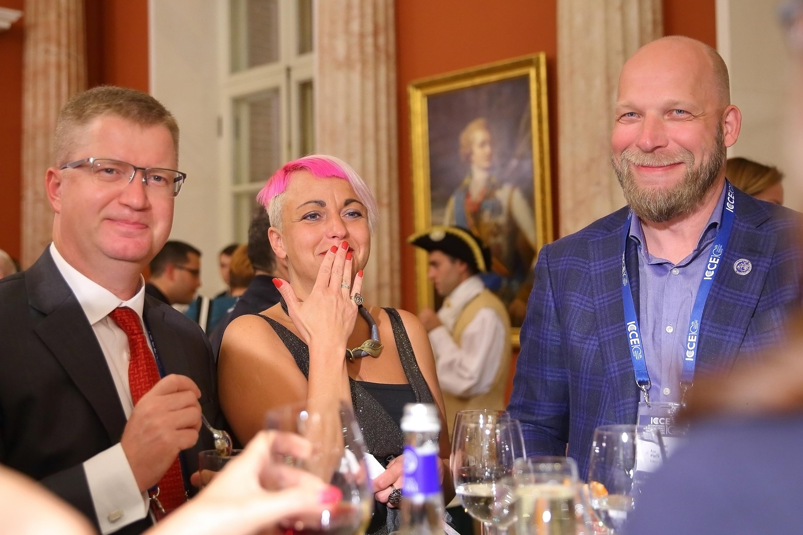 Встреча гостей в Царицыно вместе с солистами Геликон оперы. Фотограф ваших самых ярких событий в Москве и СПБ. Збронская Юлия