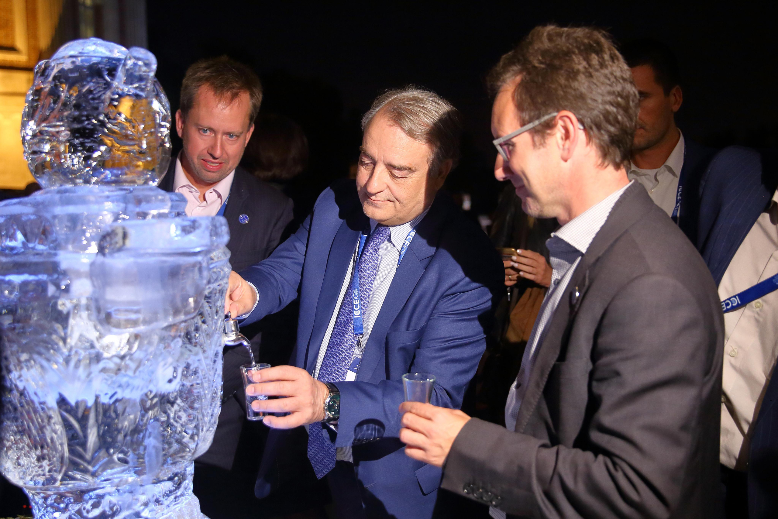 Встреча гостей в Царицыно вместе с солистами Геликон оперы. Фотограф ваших самых ярких событий в Москве и СПБ. Збронская Юлия