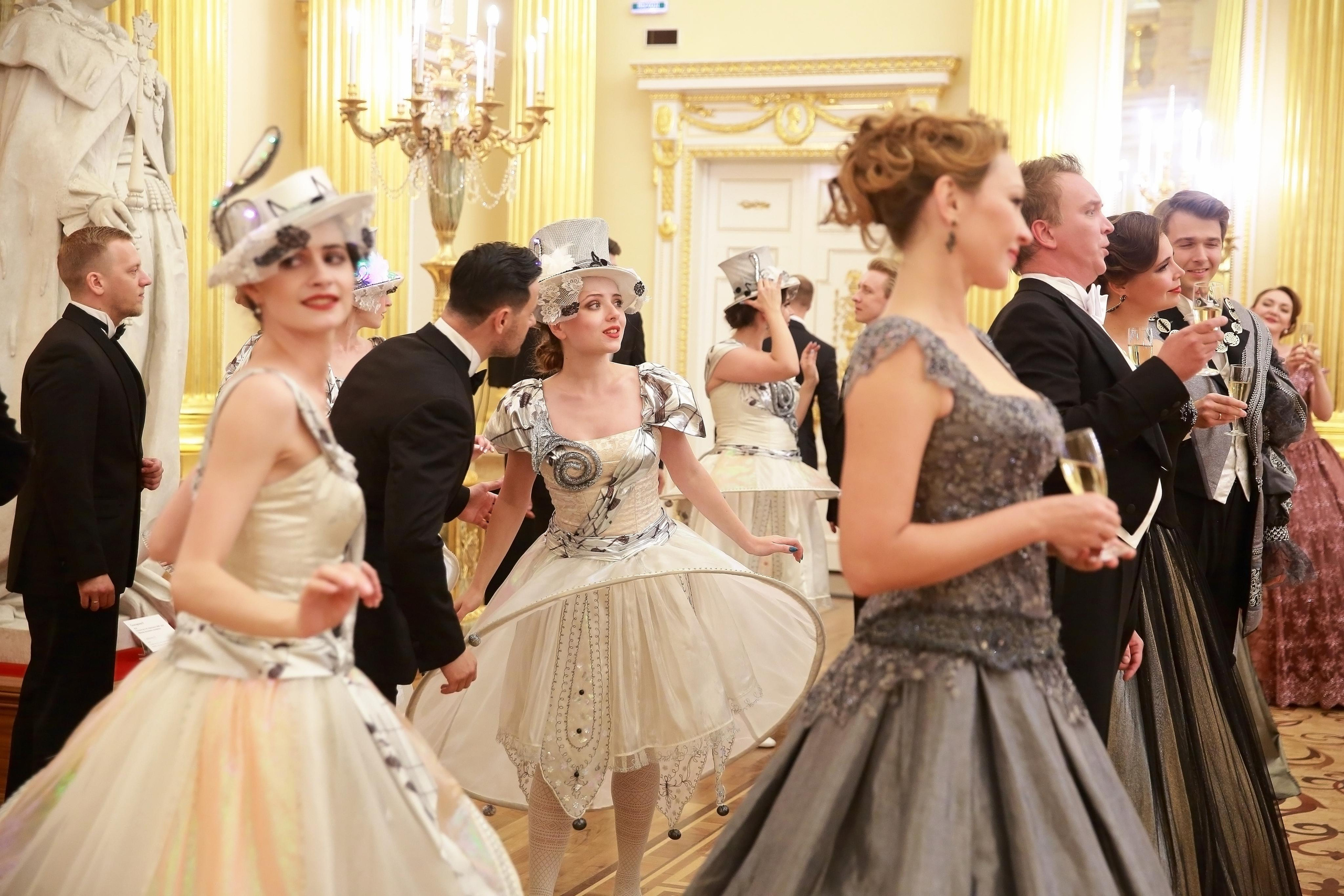 Встреча гостей в Царицыно вместе с солистами Геликон оперы. Фотограф ваших самых ярких событий в Москве и СПБ. Збронская Юлия