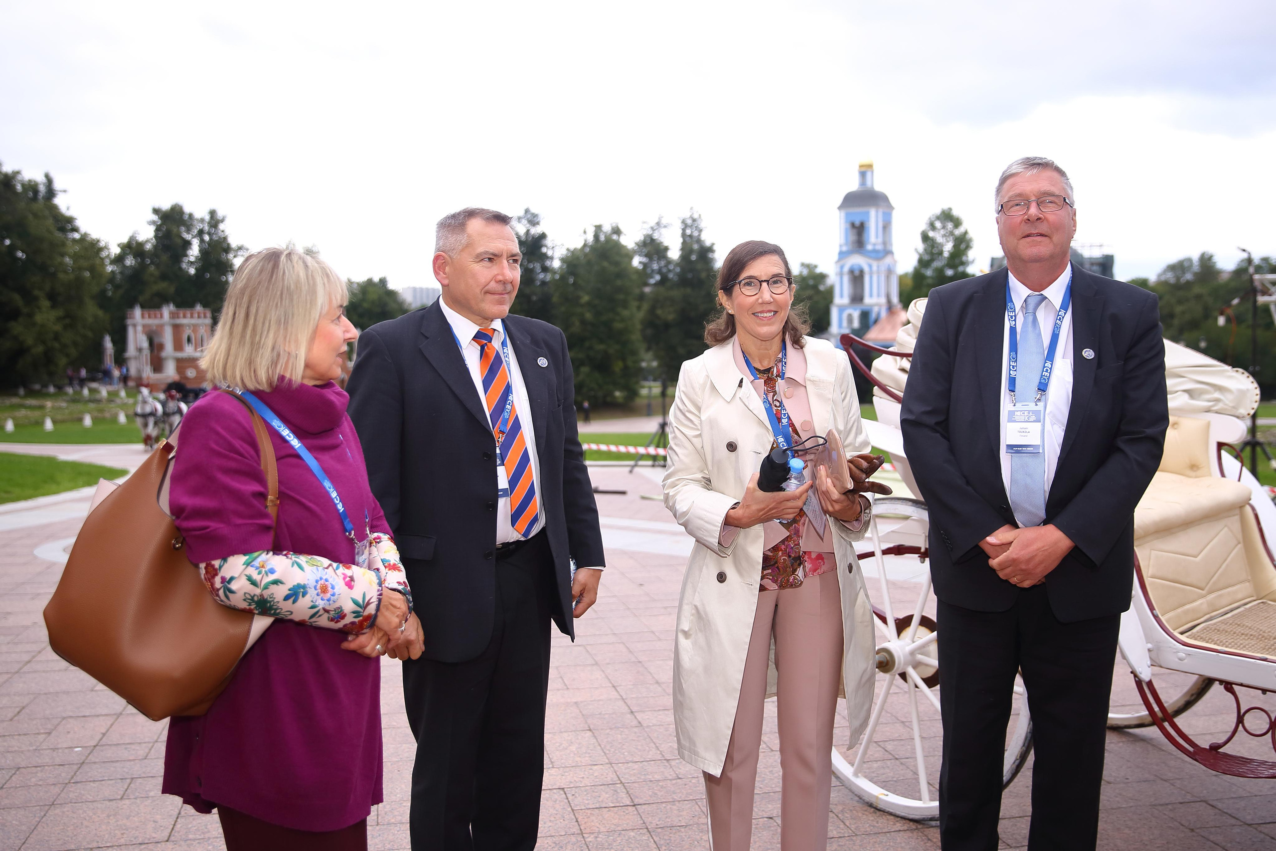 Встреча гостей в Царицыно вместе с солистами Геликон оперы. Фотограф ваших самых ярких событий в Москве и СПБ. Збронская Юлия
