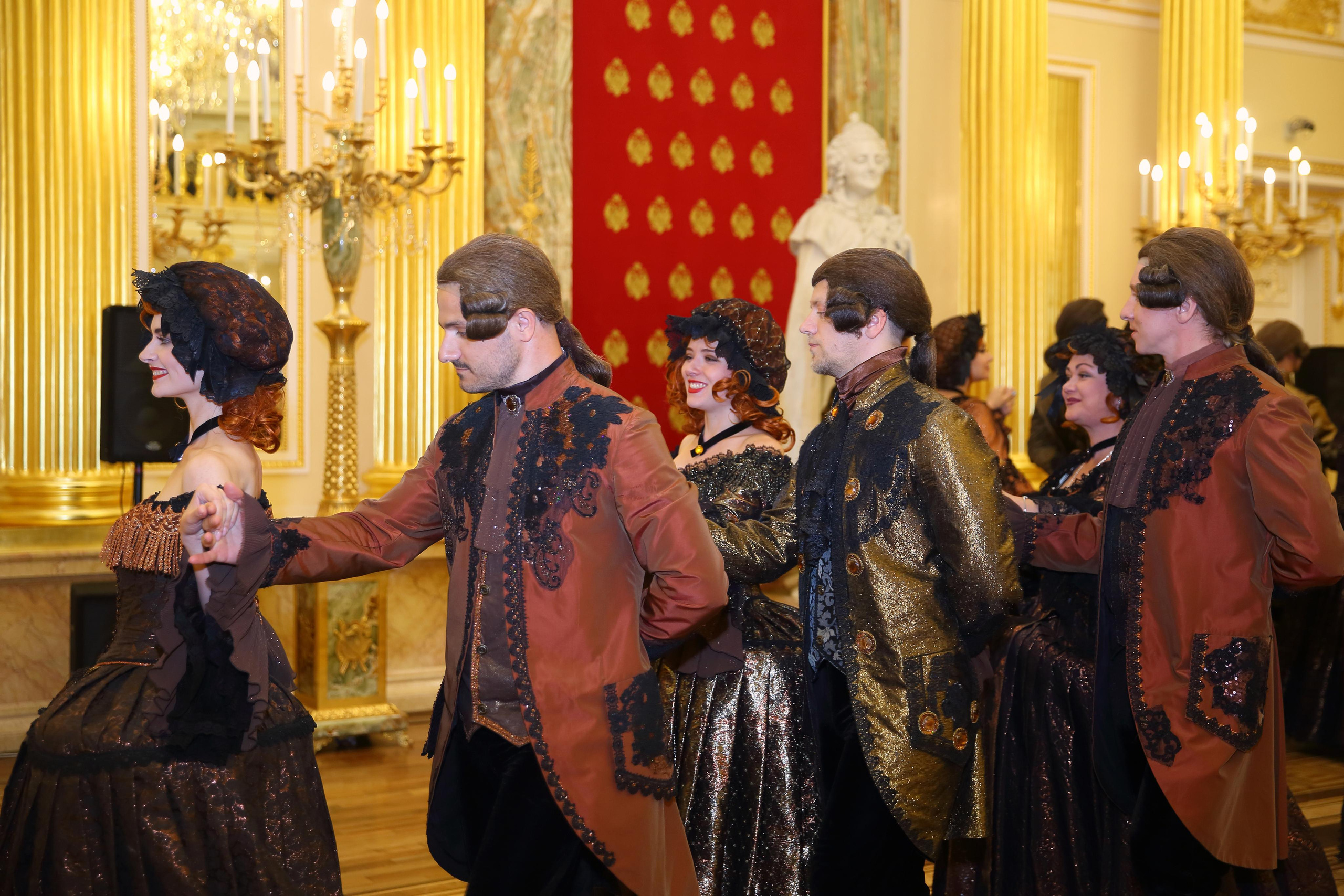 Встреча гостей в Царицыно вместе с солистами Геликон оперы. Фотограф ваших самых ярких событий в Москве и СПБ. Збронская Юлия