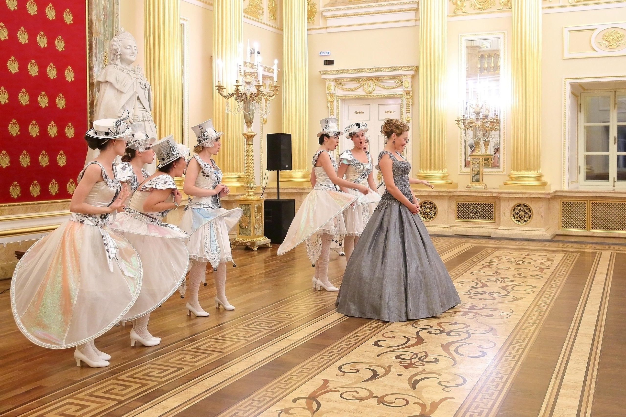 Встреча гостей в Царицыно вместе с солистами Геликон оперы. Фотограф ваших самых ярких событий в Москве и СПБ. Збронская Юлия