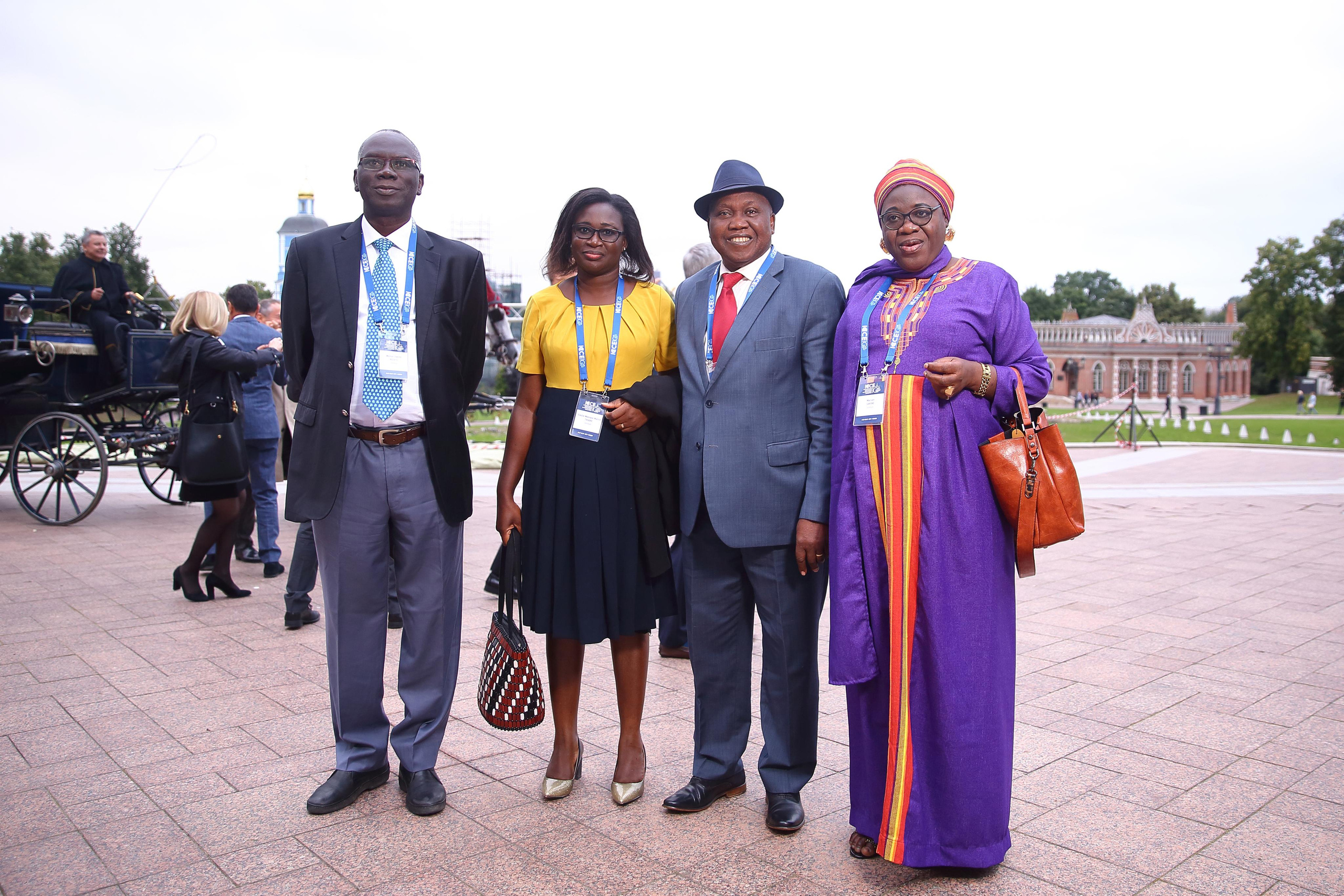 Встреча гостей в Царицыно вместе с солистами Геликон оперы. Фотограф ваших самых ярких событий в Москве и СПБ. Збронская Юлия