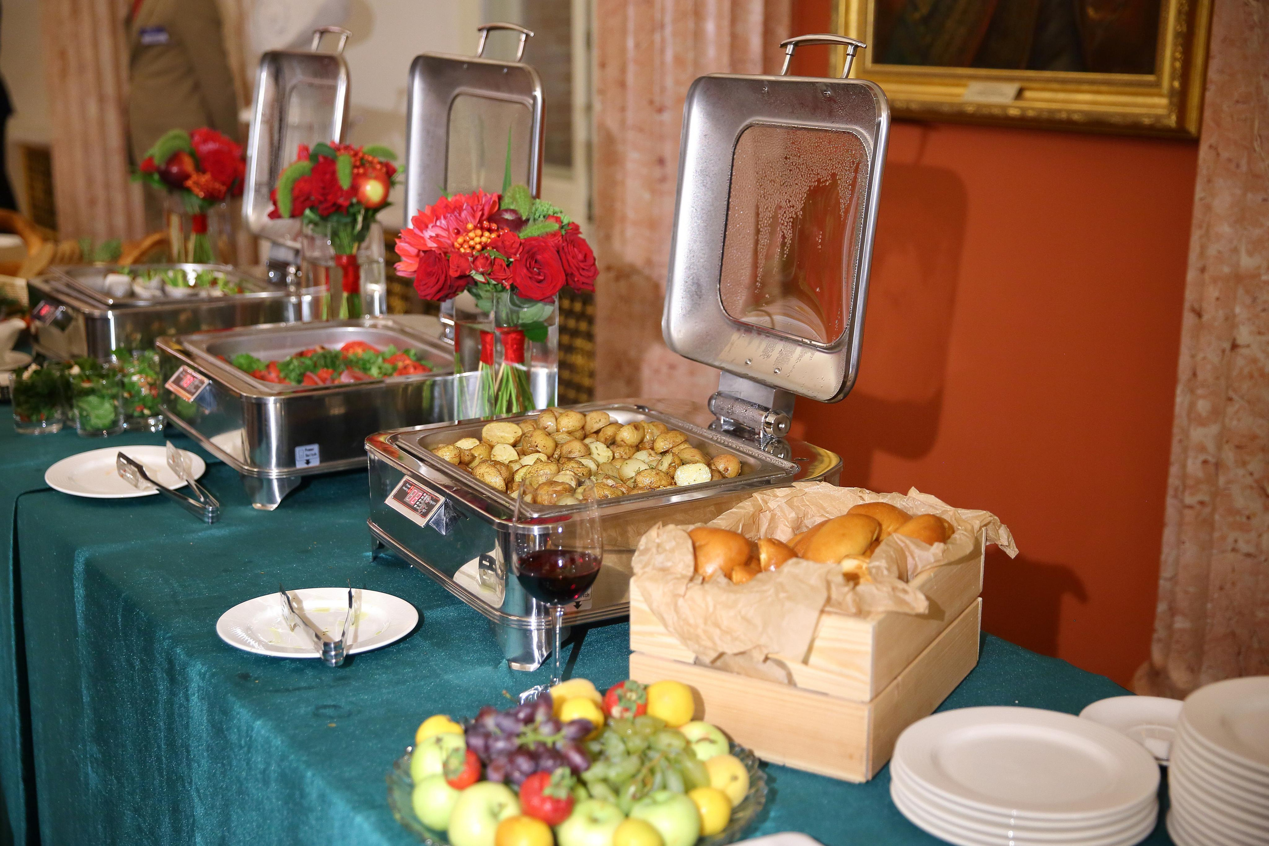 Встреча гостей в Царицыно вместе с солистами Геликон оперы. Фотограф ваших самых ярких событий в Москве и СПБ. Збронская Юлия