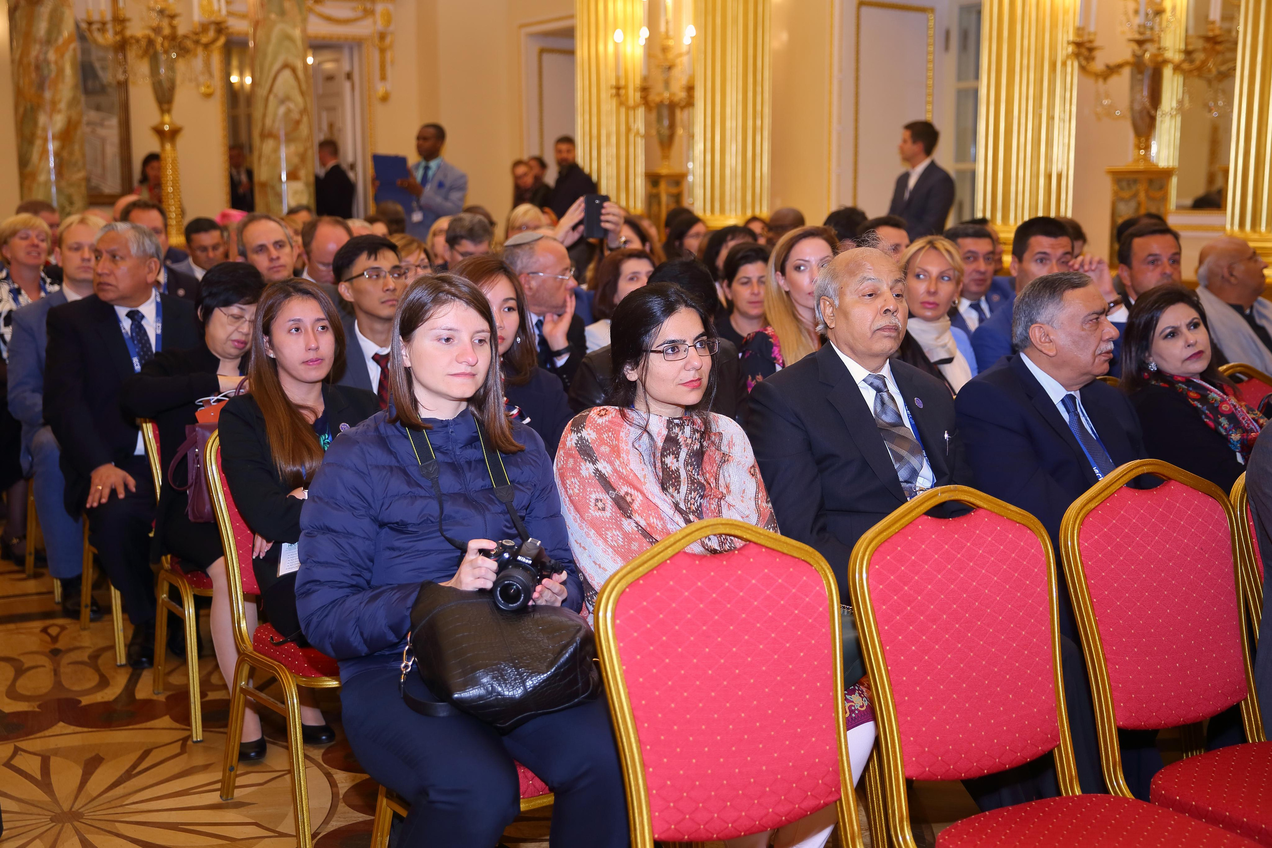 Встреча гостей в Царицыно вместе с солистами Геликон оперы. Фотограф ваших самых ярких событий в Москве и СПБ. Збронская Юлия