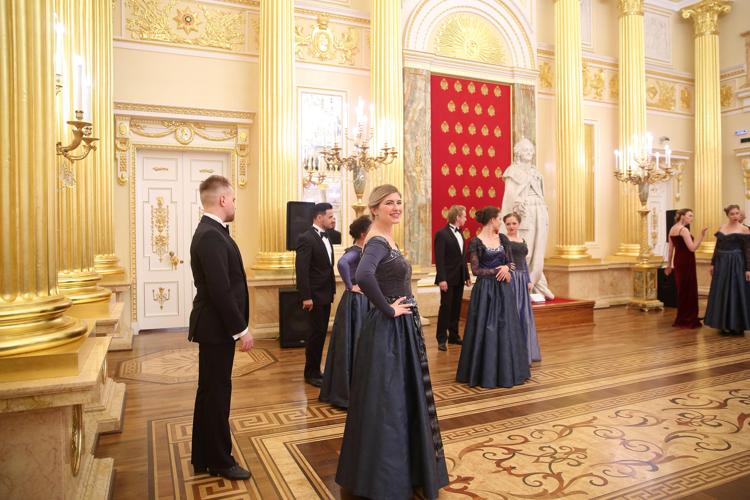 Встреча гостей в Царицыно вместе с солистами Геликон оперы. Фотограф ваших самых ярких событий в Москве и СПБ. Збронская Юлия