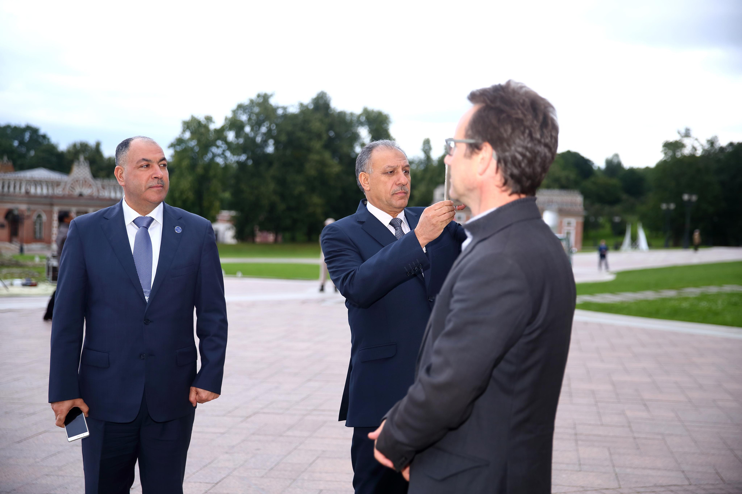 Встреча гостей в Царицыно вместе с солистами Геликон оперы. Фотограф ваших самых ярких событий в Москве и СПБ. Збронская Юлия