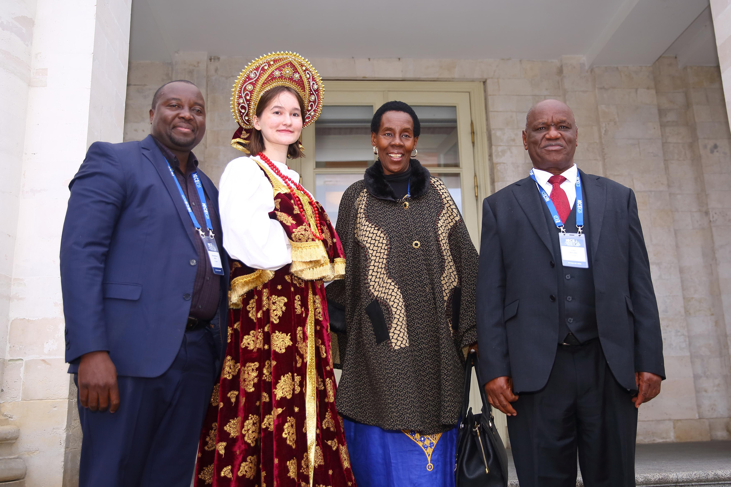 Встреча гостей в Царицыно вместе с солистами Геликон оперы. Фотограф ваших самых ярких событий в Москве и СПБ. Збронская Юлия