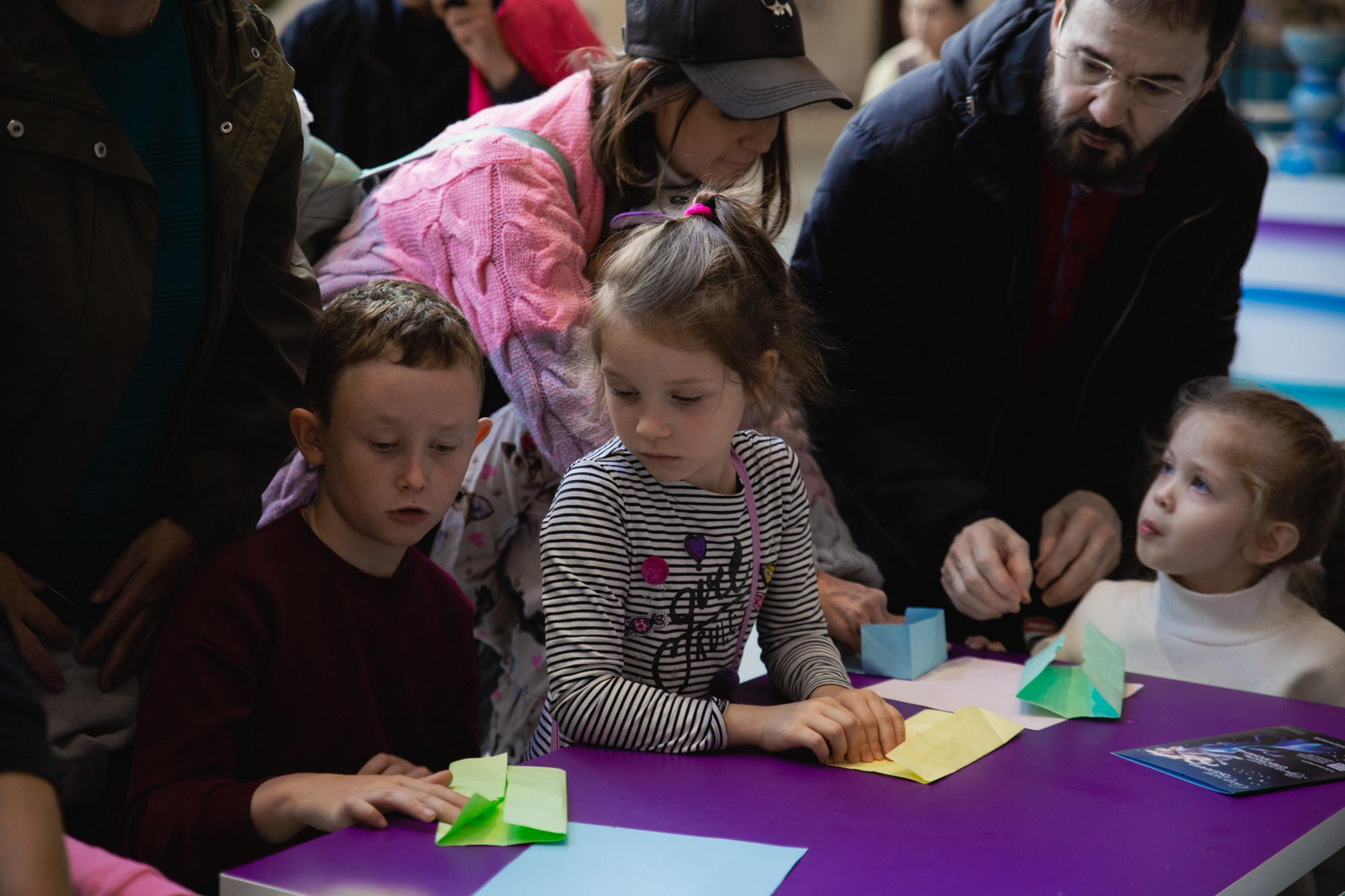 Сказка в ТЦ Океания. Репортажный и концертный фотограф в Москве Анастасия Осень