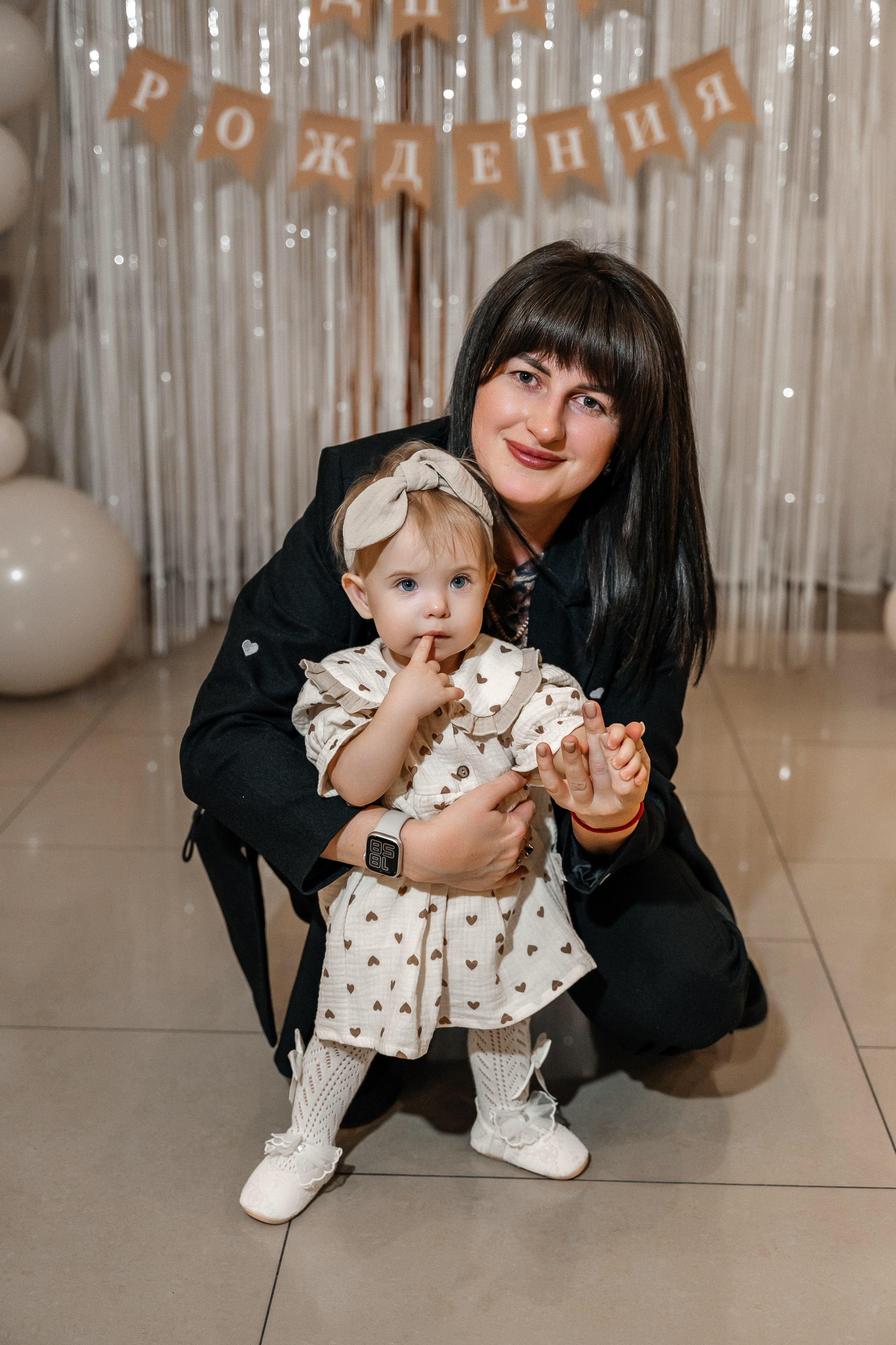 Александра и Виктория 1 годик. Семейный фотограф в Белгороде Амелина Алина