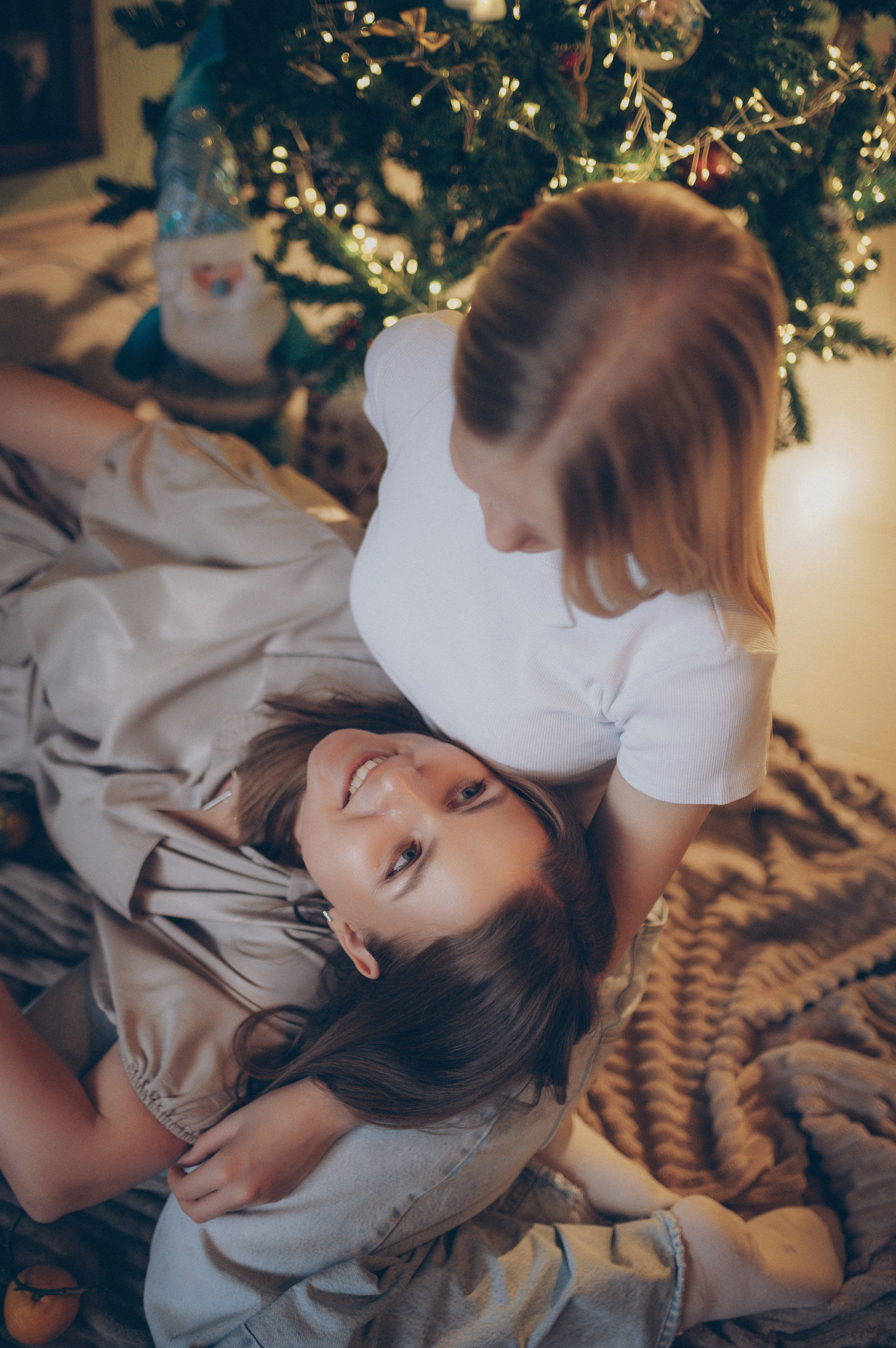 Тася, Соня, Женя и Илья (новогодняя домашняя). Фотограф, г. Лесной Свердловской области