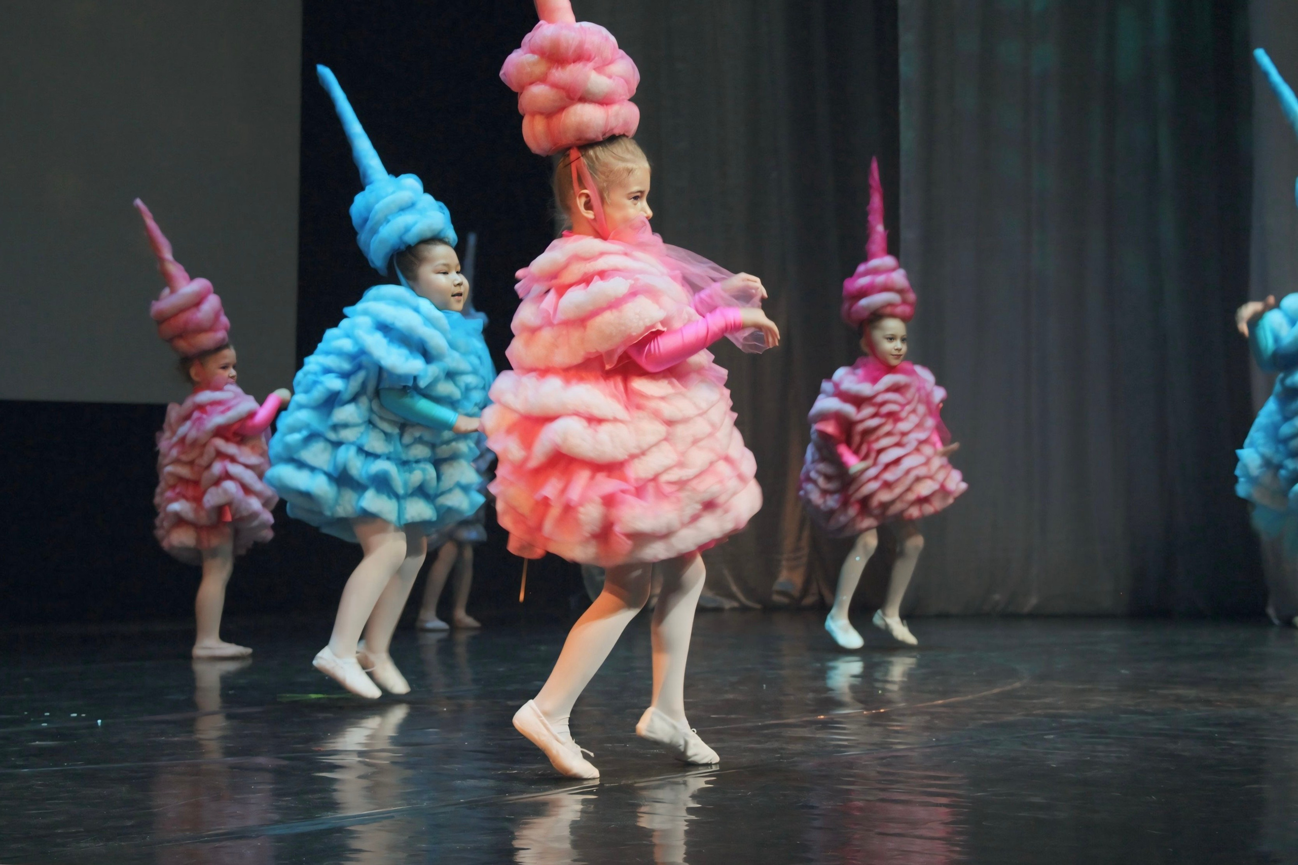 26 апреля, г. Астрахань. Золотое яблочко