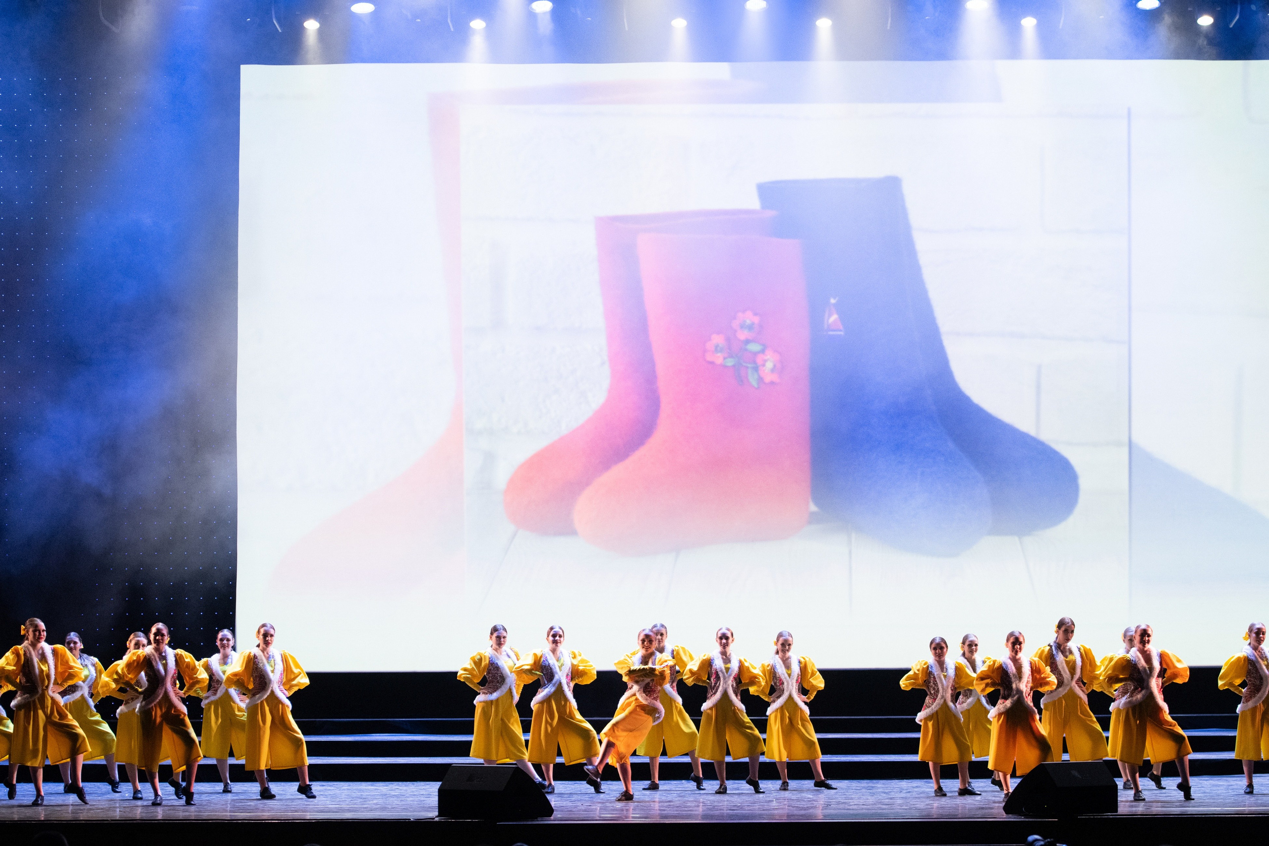 2 февраля, концерт Таланты России, Кремлевский Дворец. Золотое яблочко