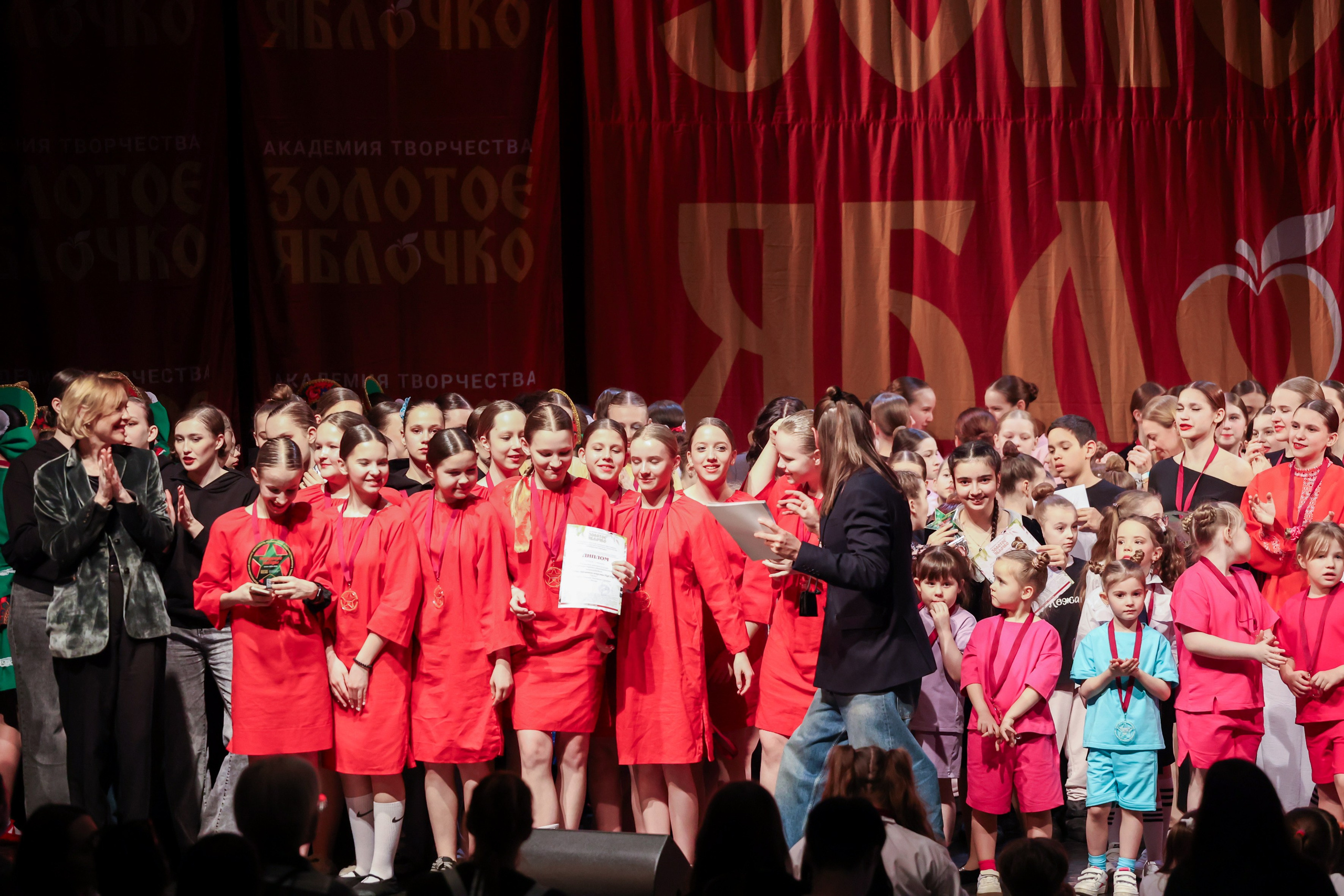 12 апреля, блок 1, г. Москва. Золотое яблочко