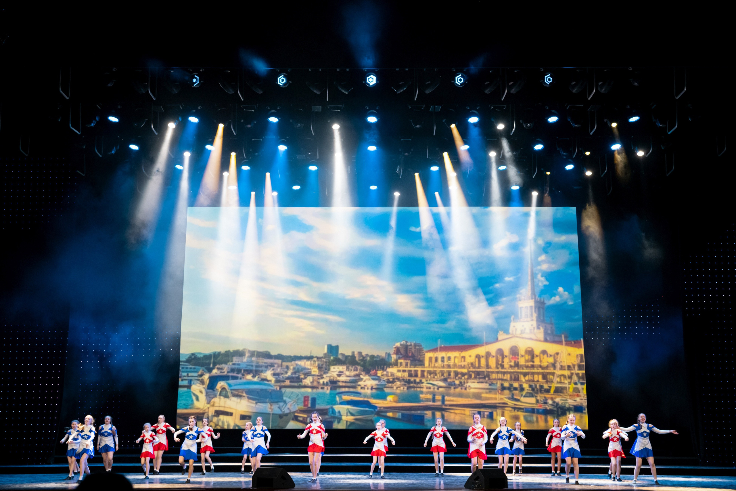 2 февраля, концерт Таланты России, Кремлевский Дворец. Золотое яблочко