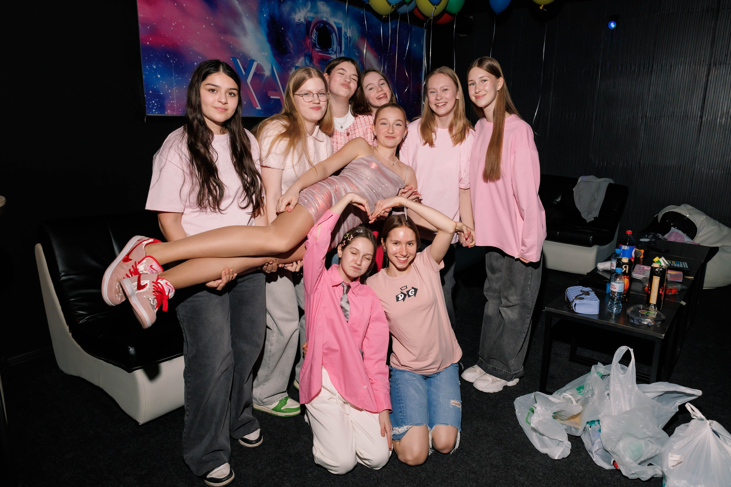 День Рождения в караоке. Фотограф в Москве Дмитрий Емельянов