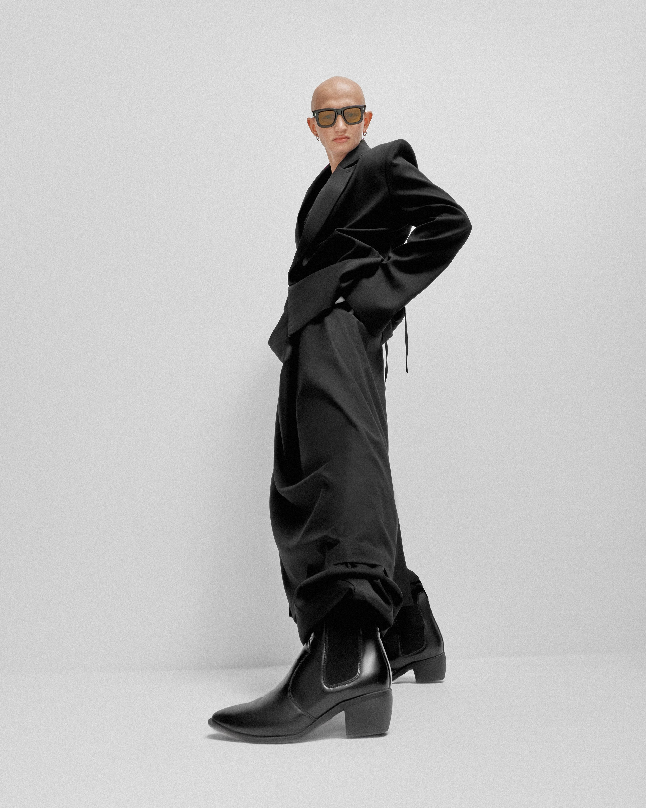 Optic Center & b25.08. Sasha Lapin