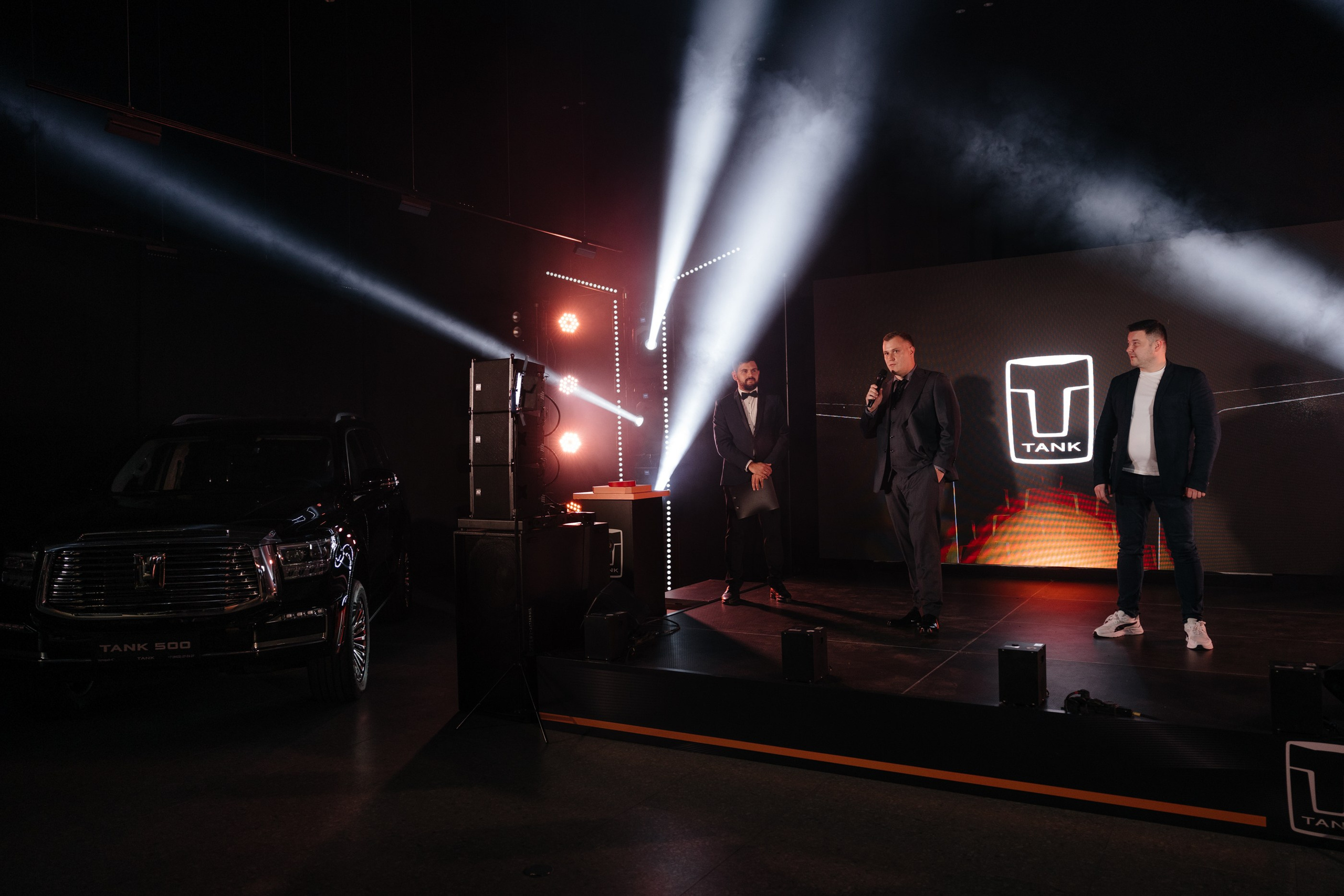 Открытие авто салона Tank Авторай. Свадебный фотограф в Ульяновске Алексей Китов