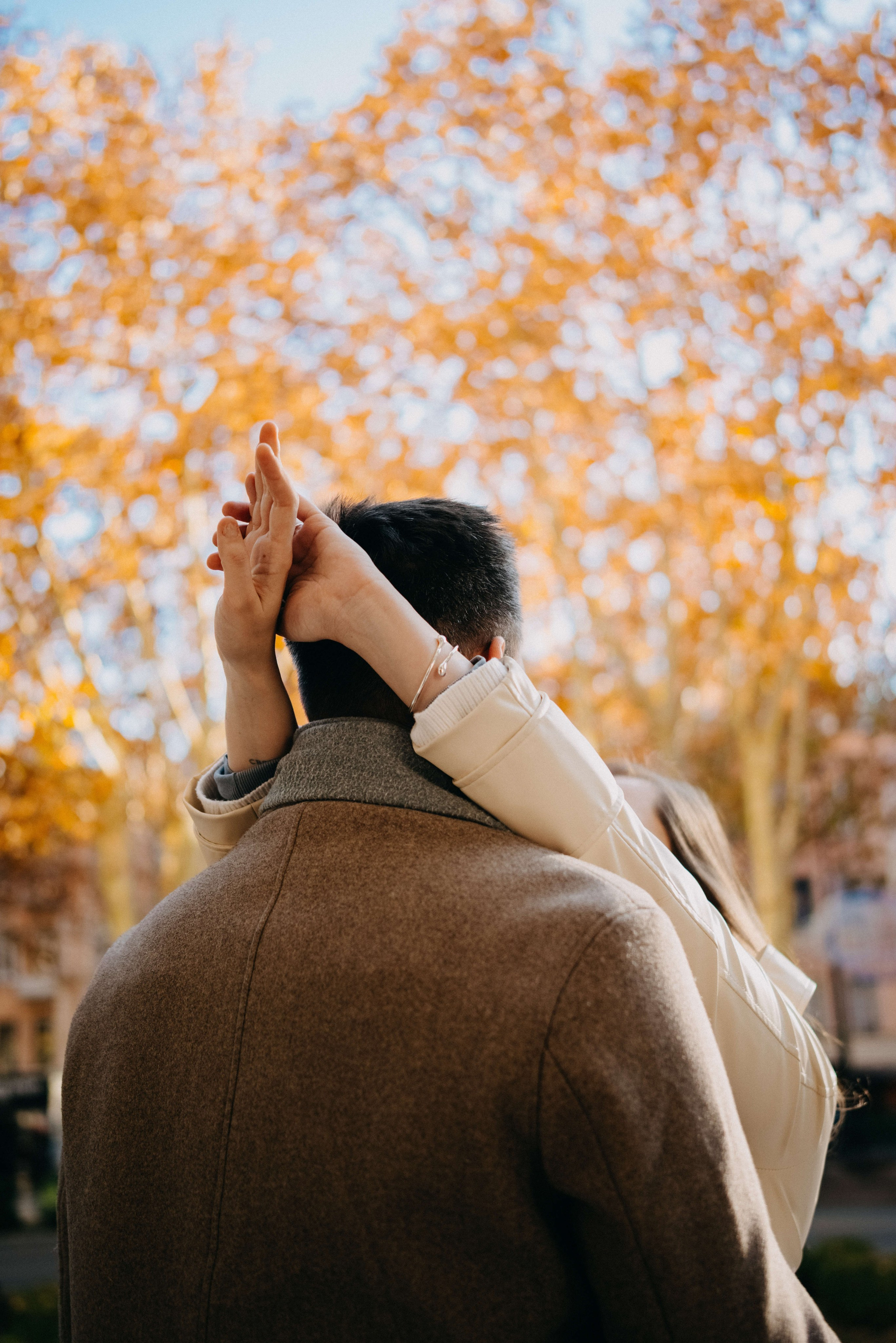 Парная фотосессия в старом городе. Портретный и свадебный фотограф в Тбилиси • xeniqo