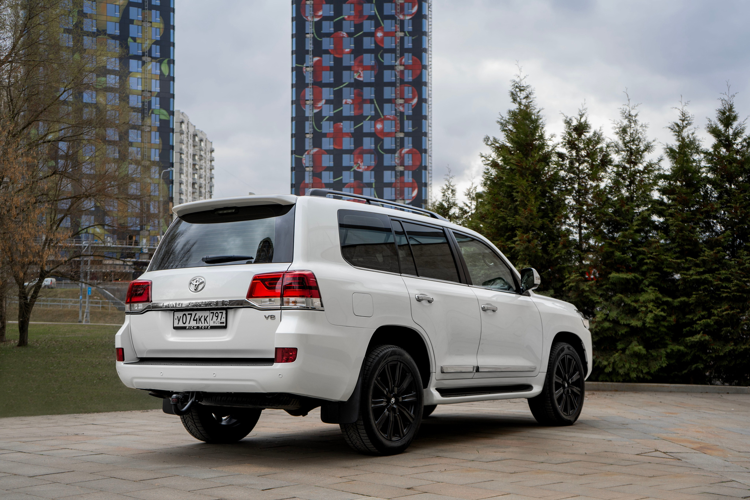 Toyota Land Cruzer 200