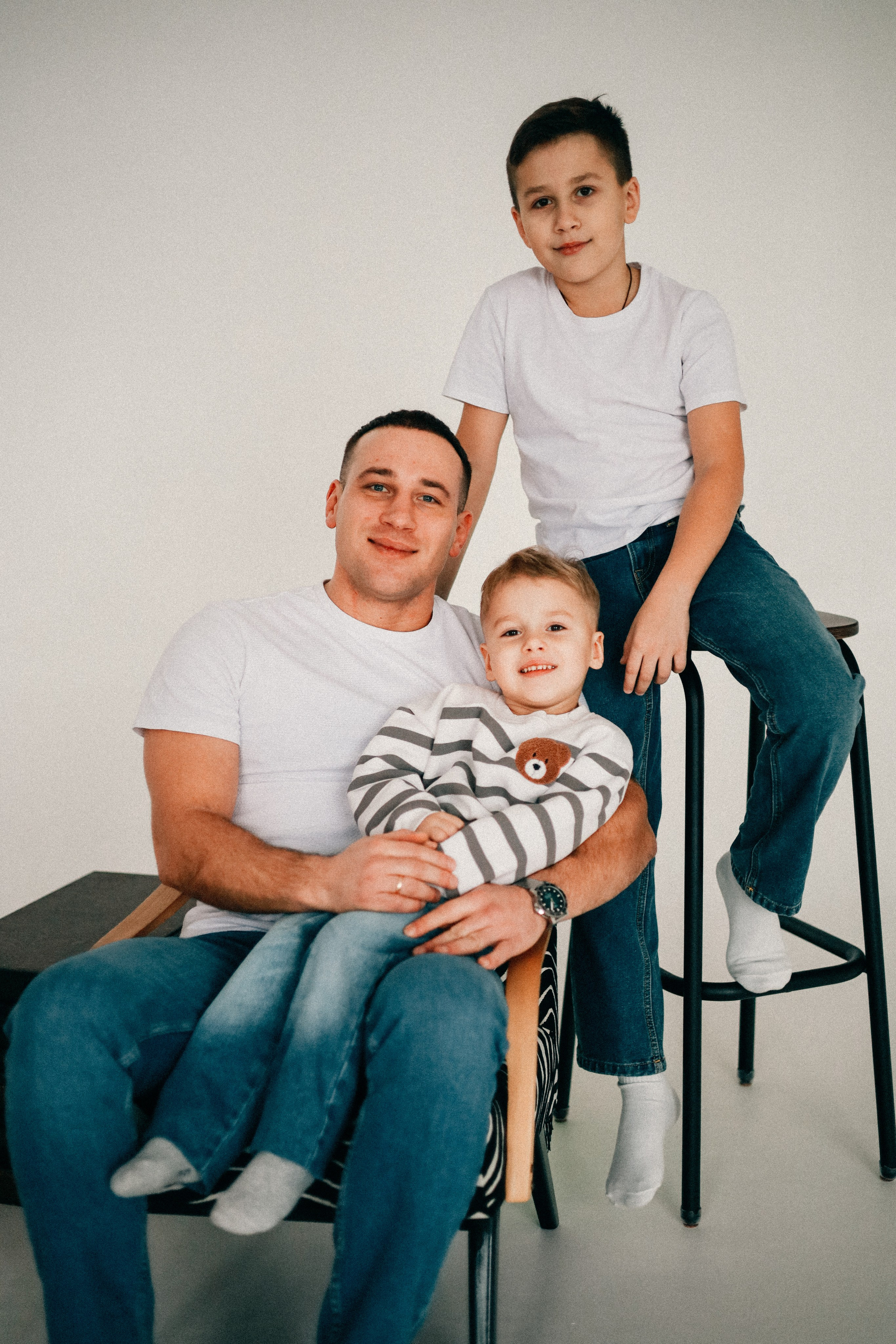 Катя, Витя, Никита и Платоша. Фотограф София Комкина