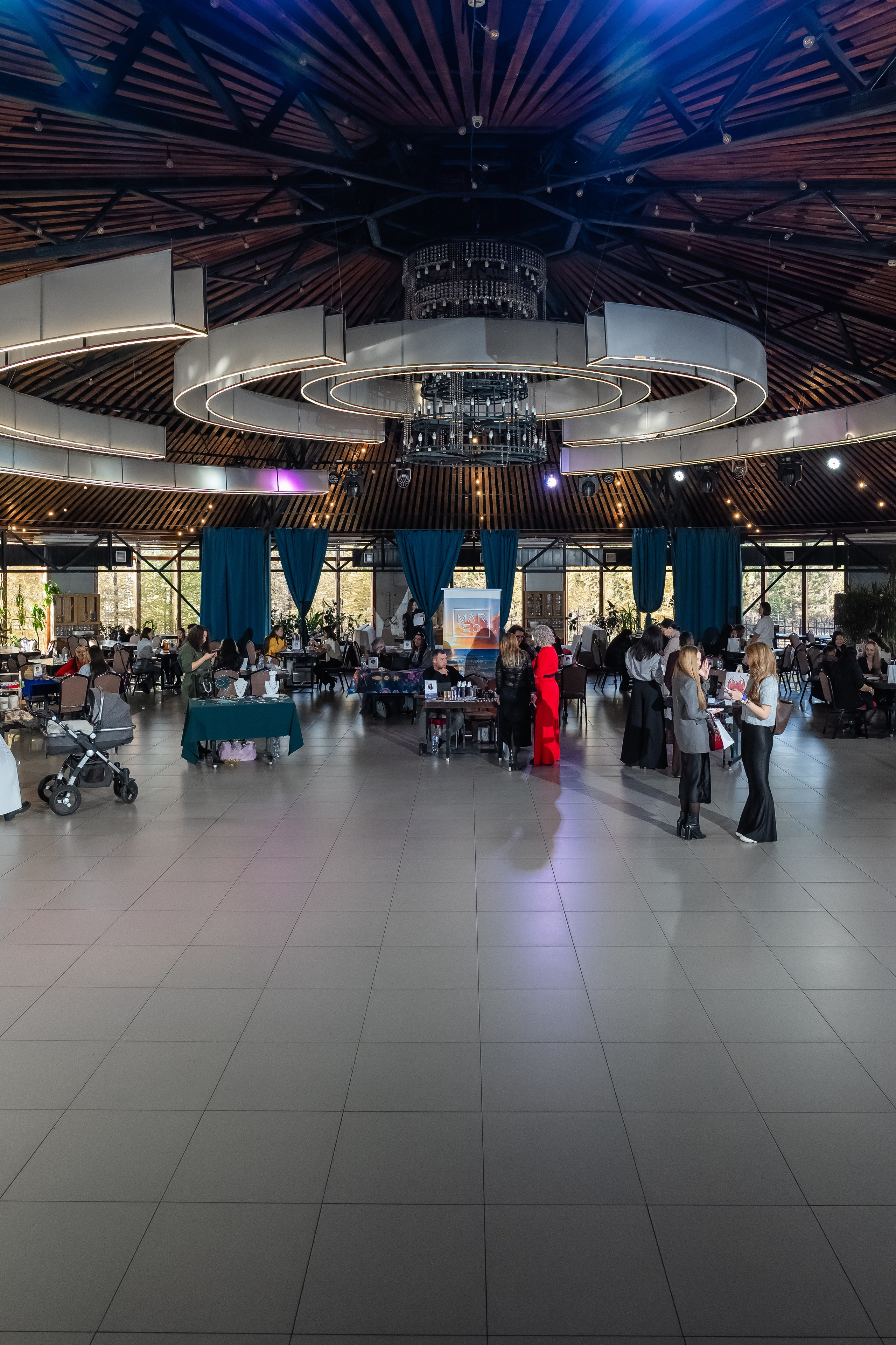 Фестиваль писхологии и самопознания. Фотограф и видеограф в Улан-Удэ: Аюна Габагуева и Артём Шаханов