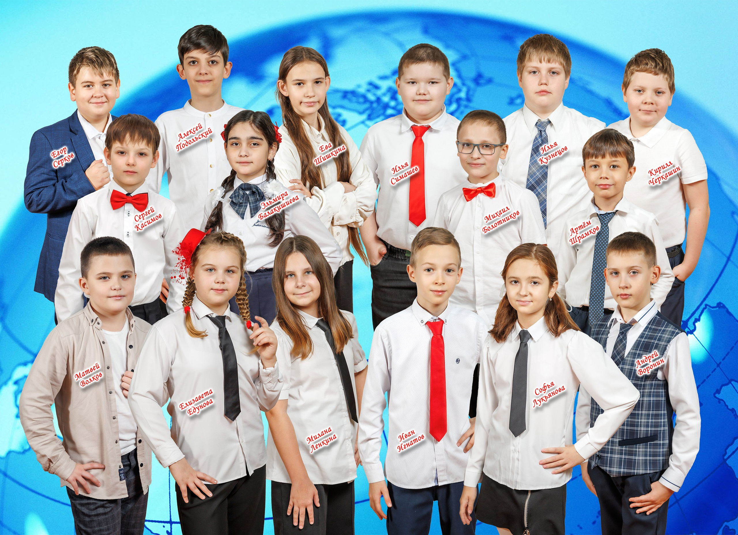 Книга Н-4 4 разворота. Выпускные фотоальбомы и фотокниги в г. Балашове, студия, сувениры