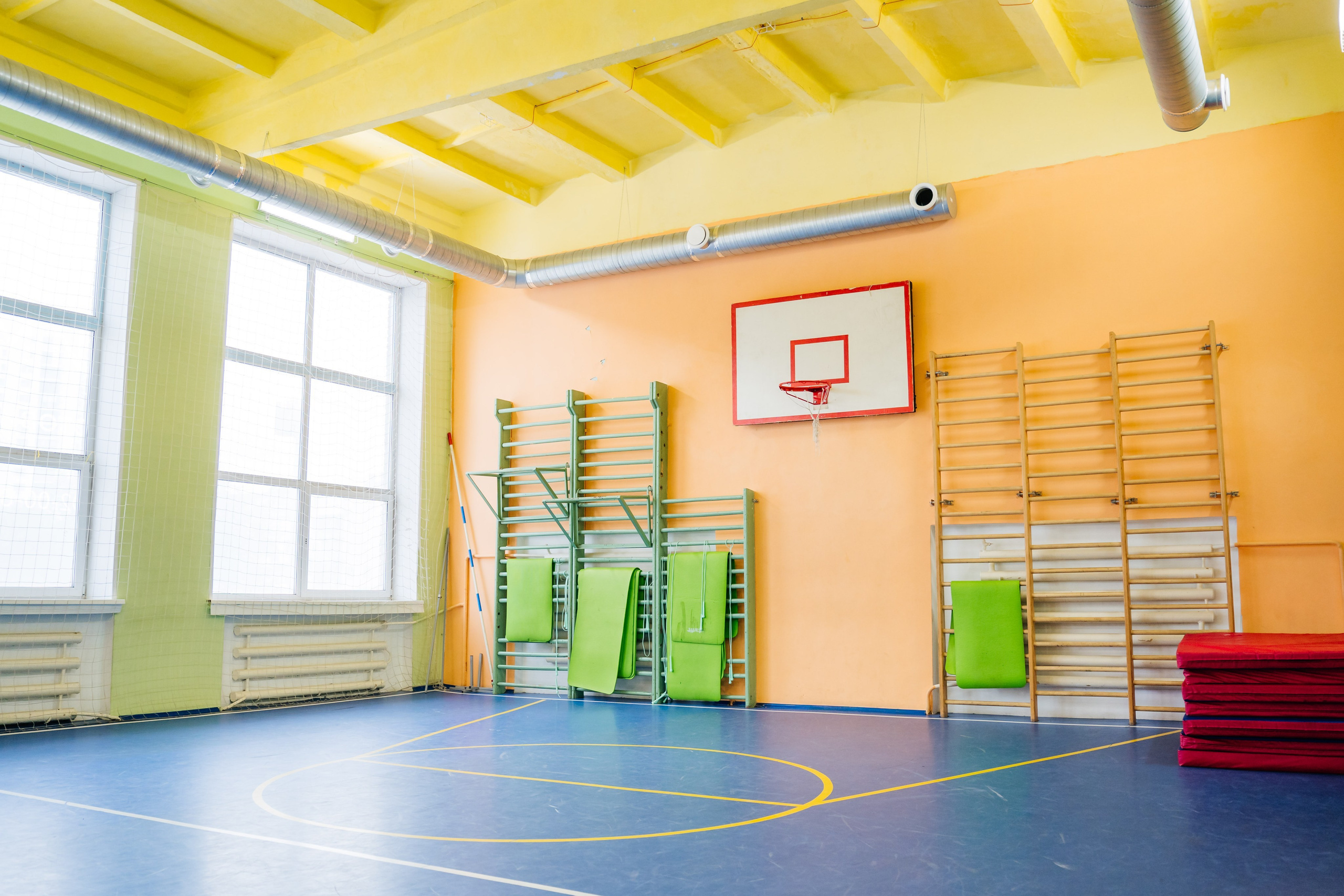 Съемка для Уральского медицинского колледжа ЮМЕД. Видеограф и Фотограф в Челябинске Ксения и Владимир Рюмины