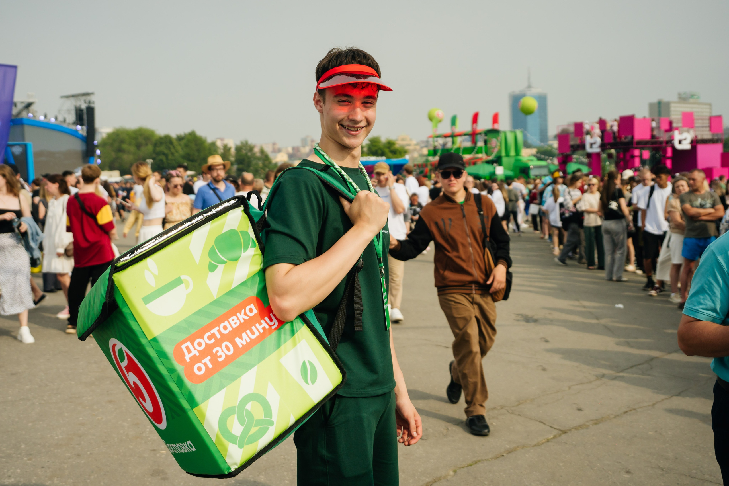 Пятерочка на VK фесте. Видеограф и Фотограф в Челябинске Ксения и Владимир Рюмины