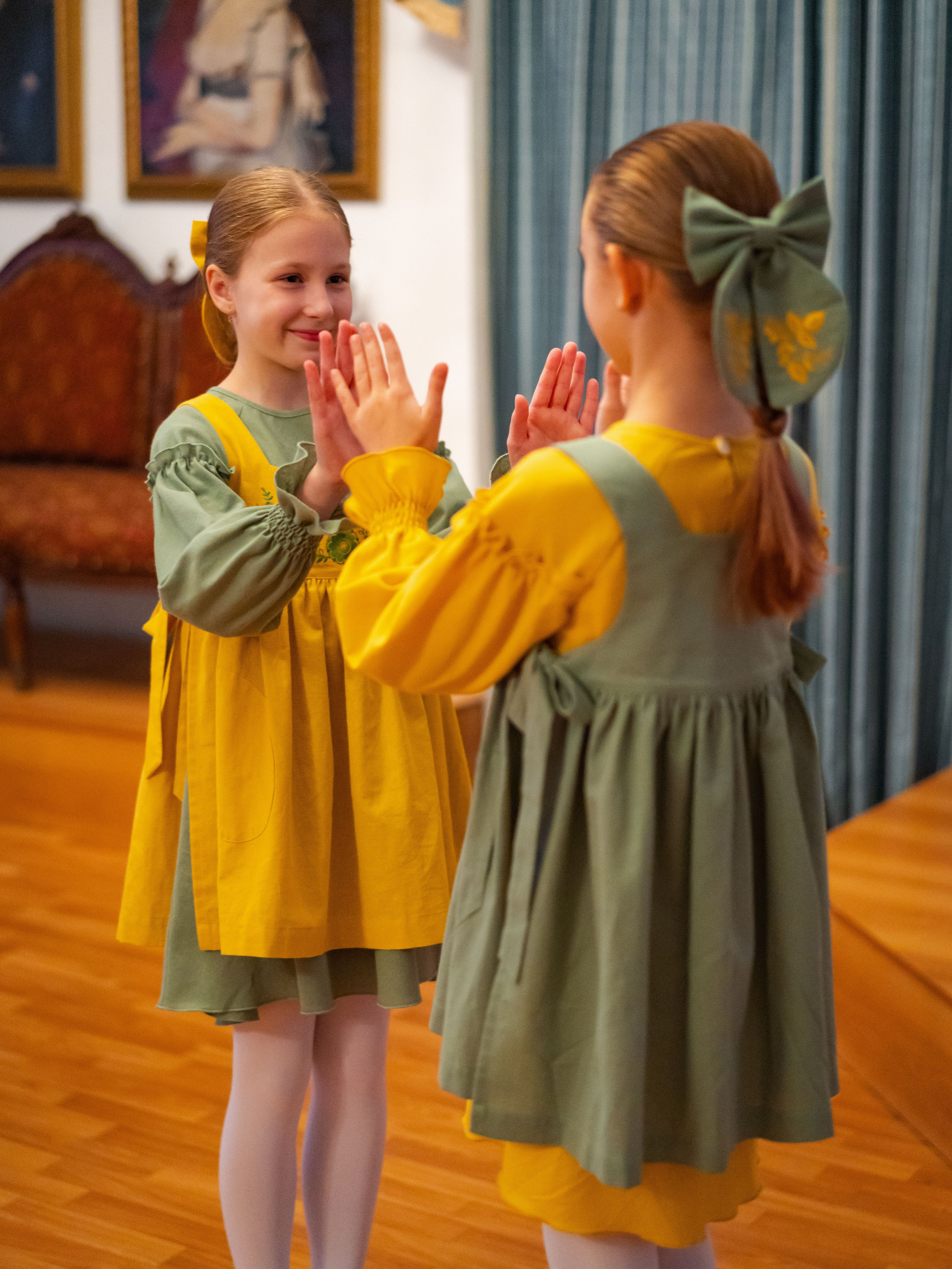 Показ одежды в рамках выставки «105. Лучшее». Фотограф Москва