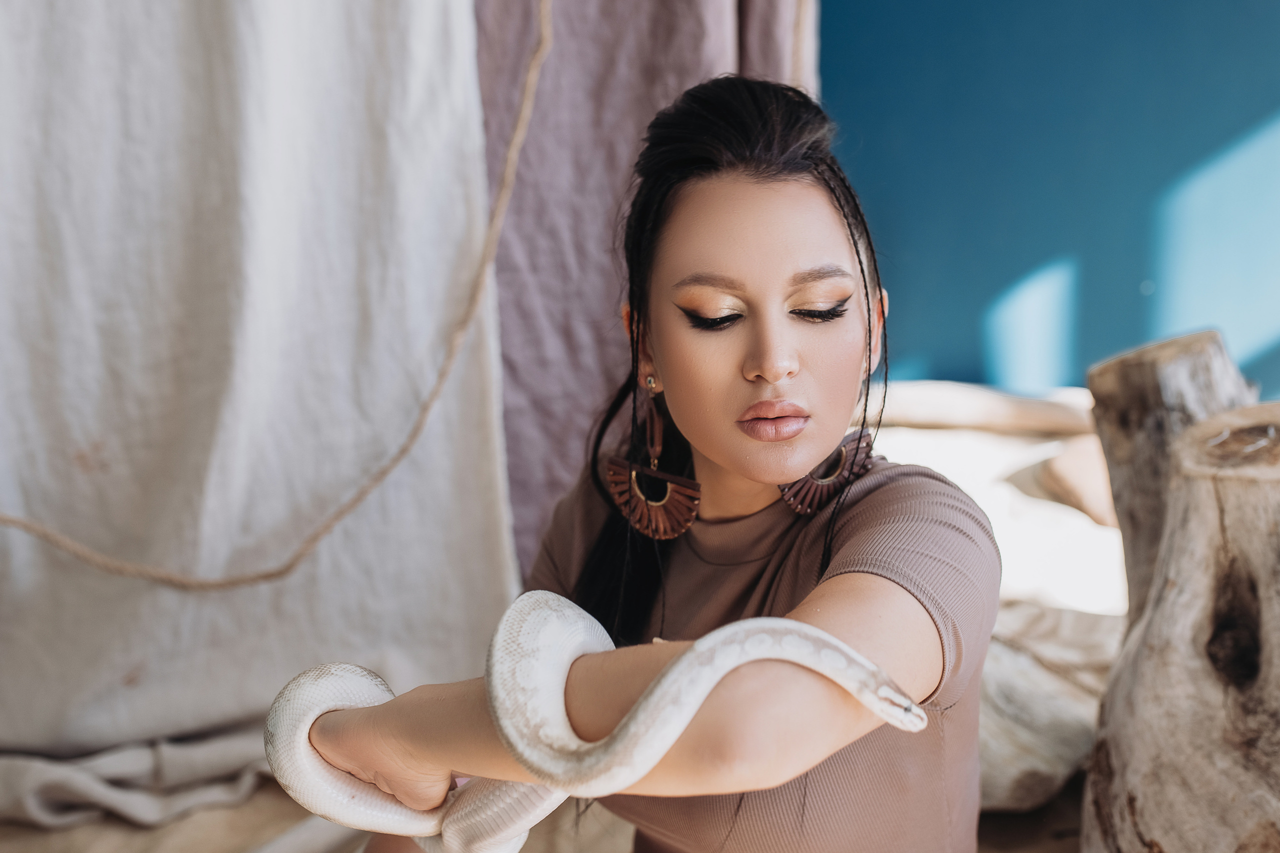 Индивидуальные фотосессии в студии. Фотограф в Барнауле Юлия Садвокасова