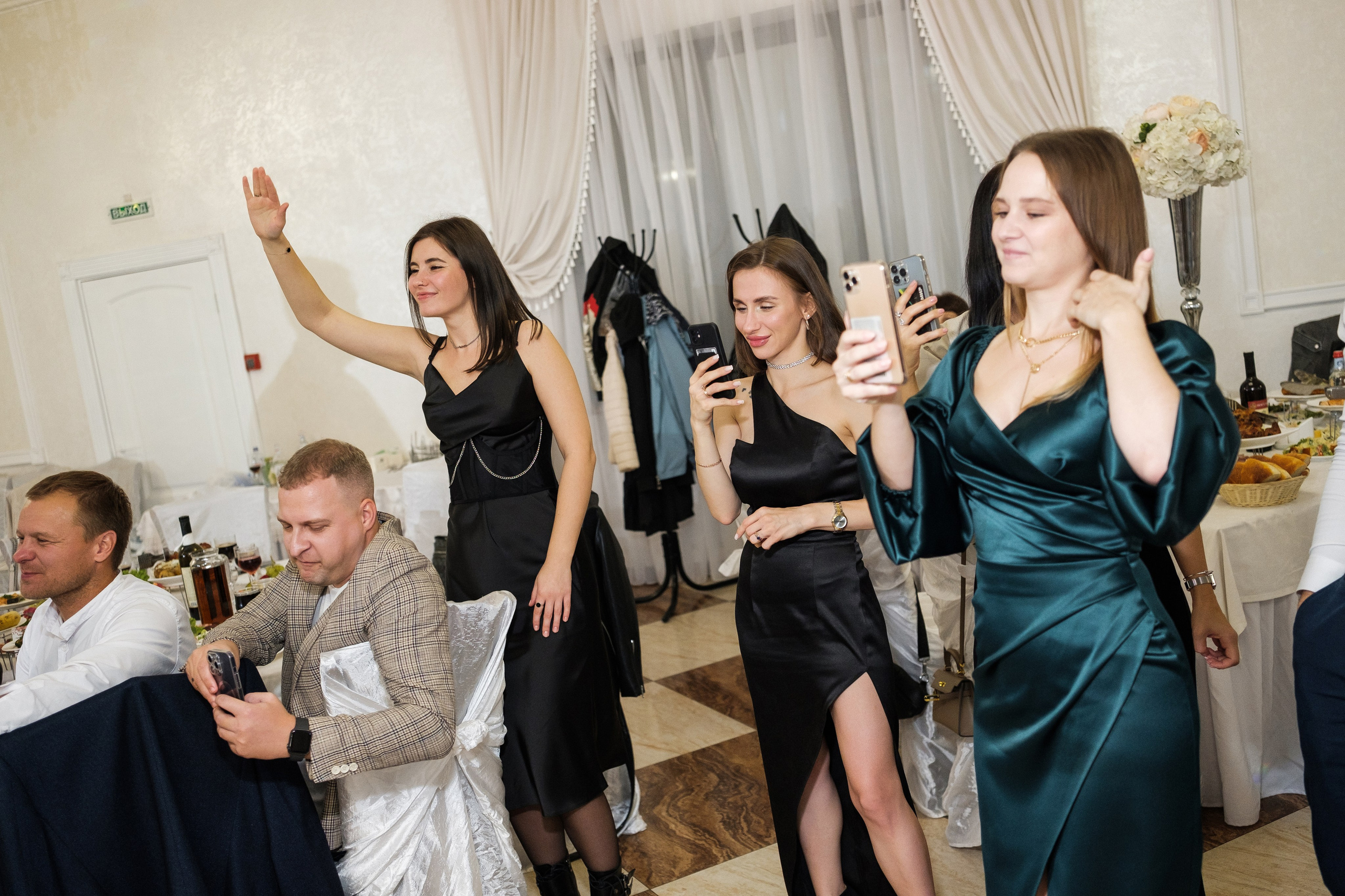 Александр и Лариса. Свадебный фотограф | репортаж | праздники | крещение