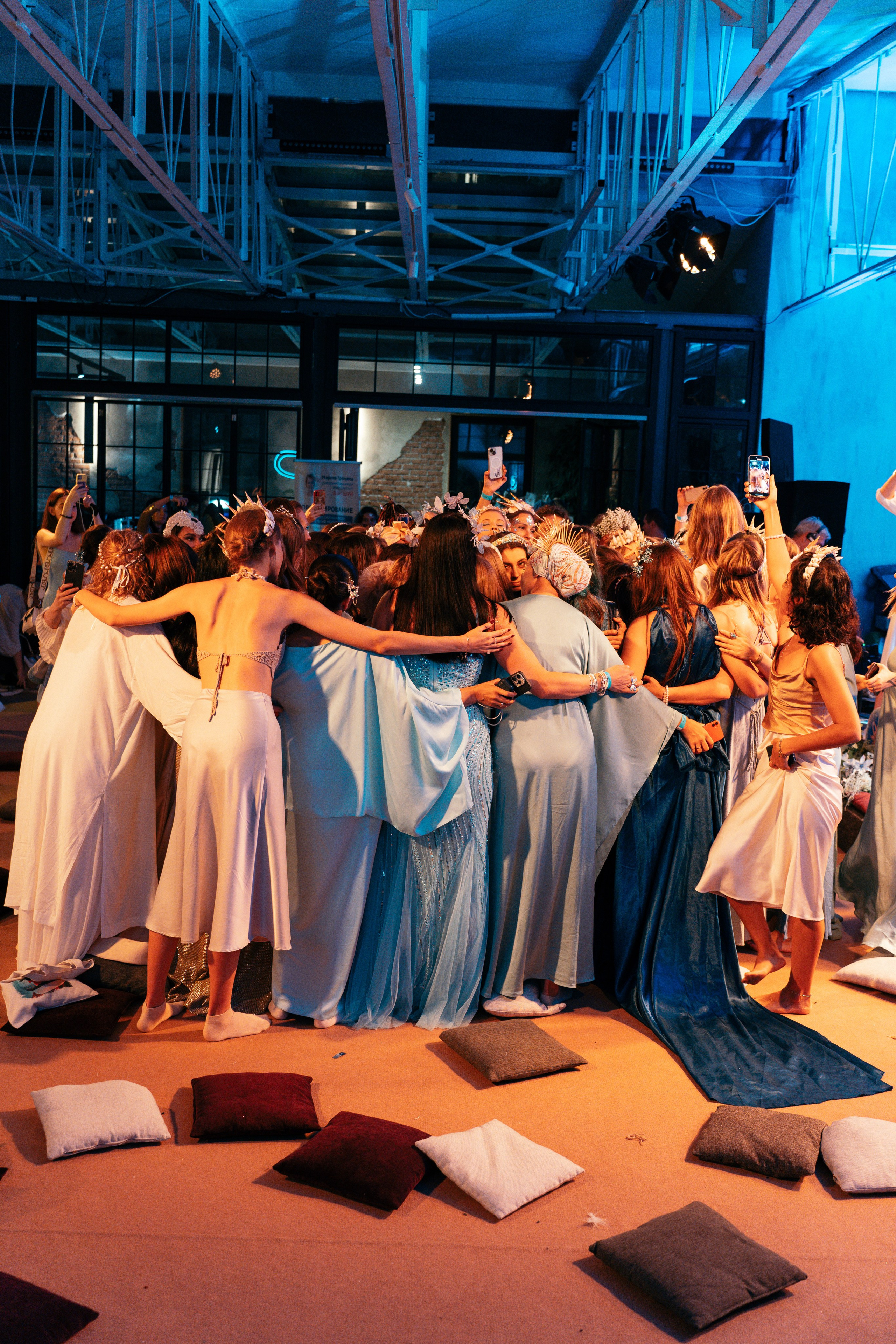 Festival Umerotvorine By Pramika. Я занимаюсь событийной, свадебной, товарной, студийной… фотографией