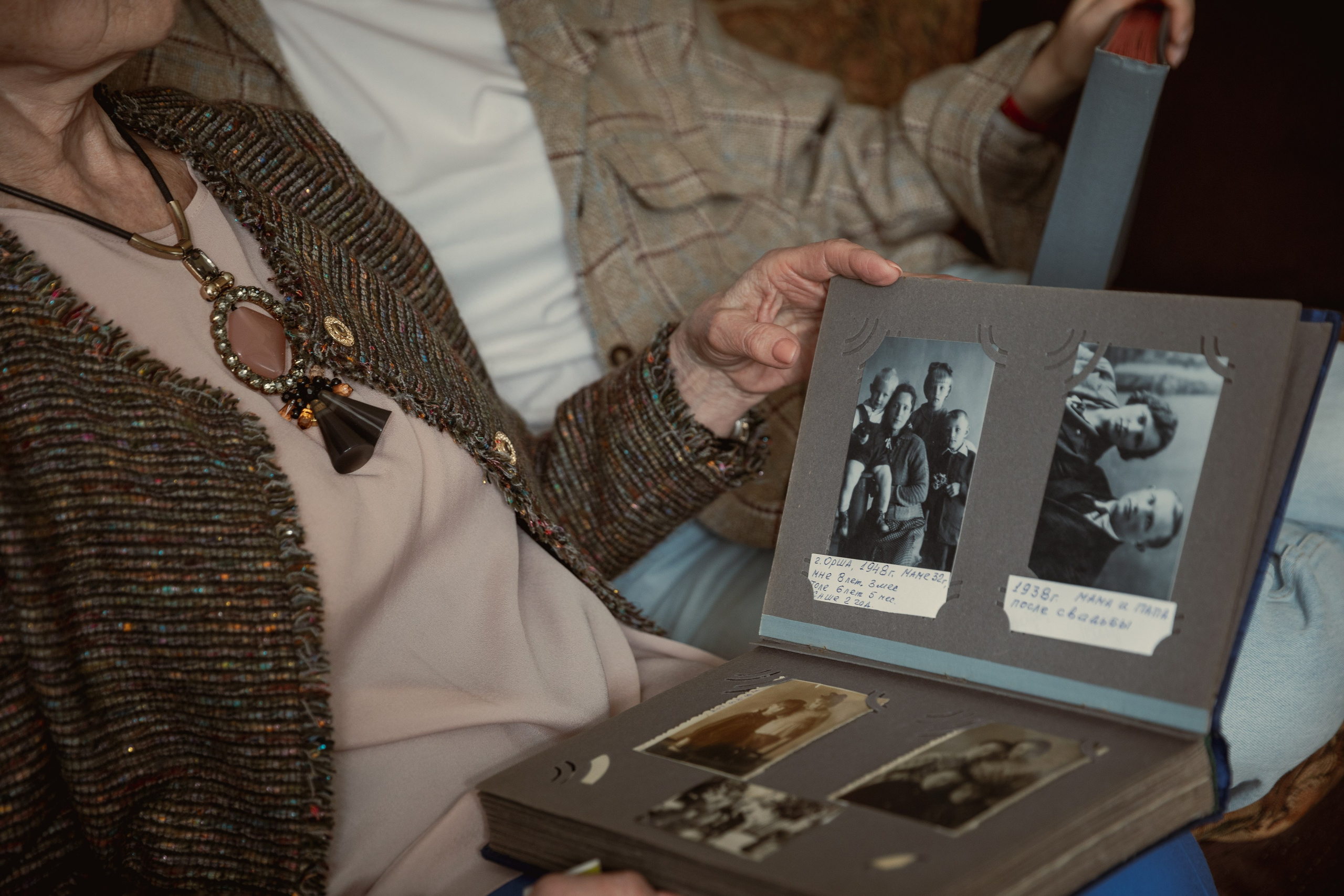 Семейная домашняя фотосессия. Индивидуальный и семейный фотограф Ирина Москвичёва