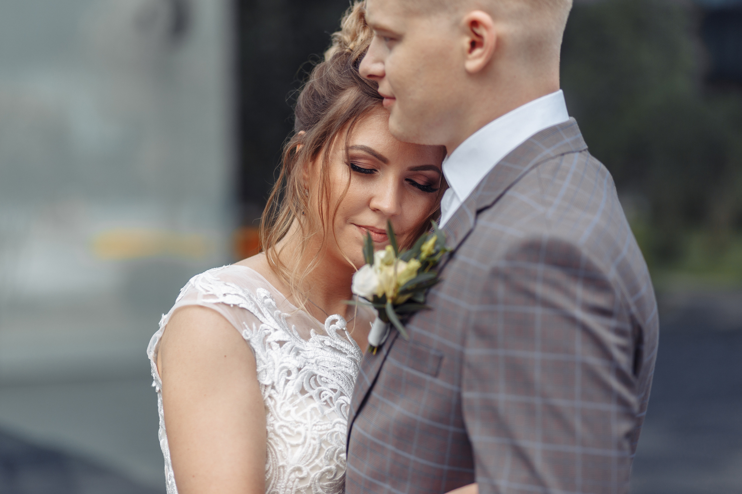 Молодожены, пример свадебных фото, свадебная прогулка. Свадебный фотограф в СПб Сергей Малиновский