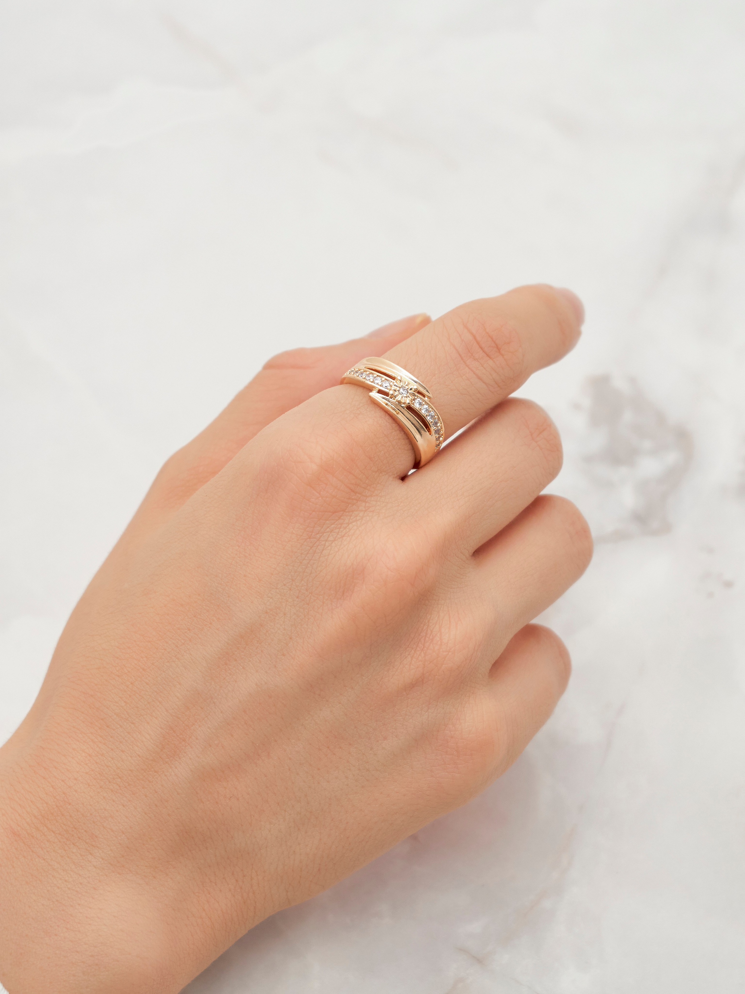 Ювелирные изделия. Каталожный предметный фотограф