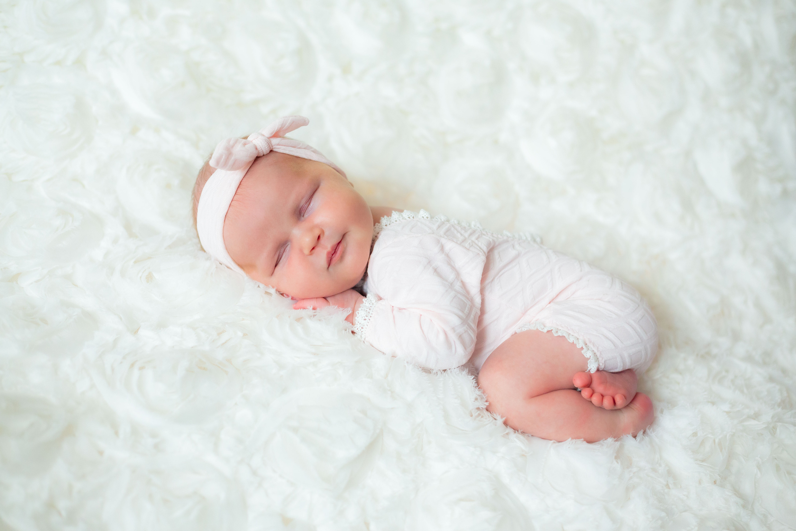 Фотографии новорожденных малышей. Семейный и детский фотограф, фотограф новорожденных в Новокузнецке Ири