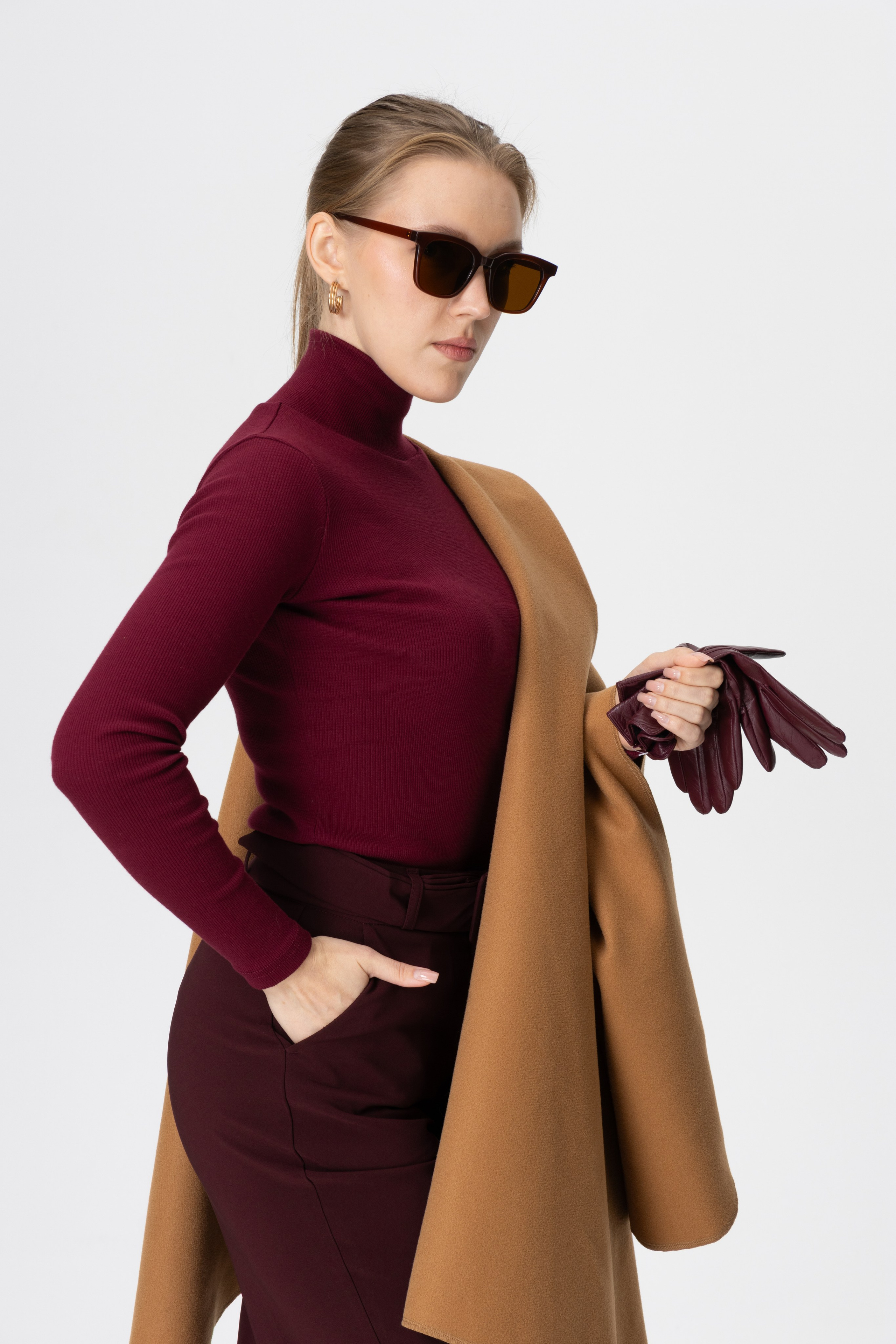 Кожа, трикотаж и кашемир. Главная