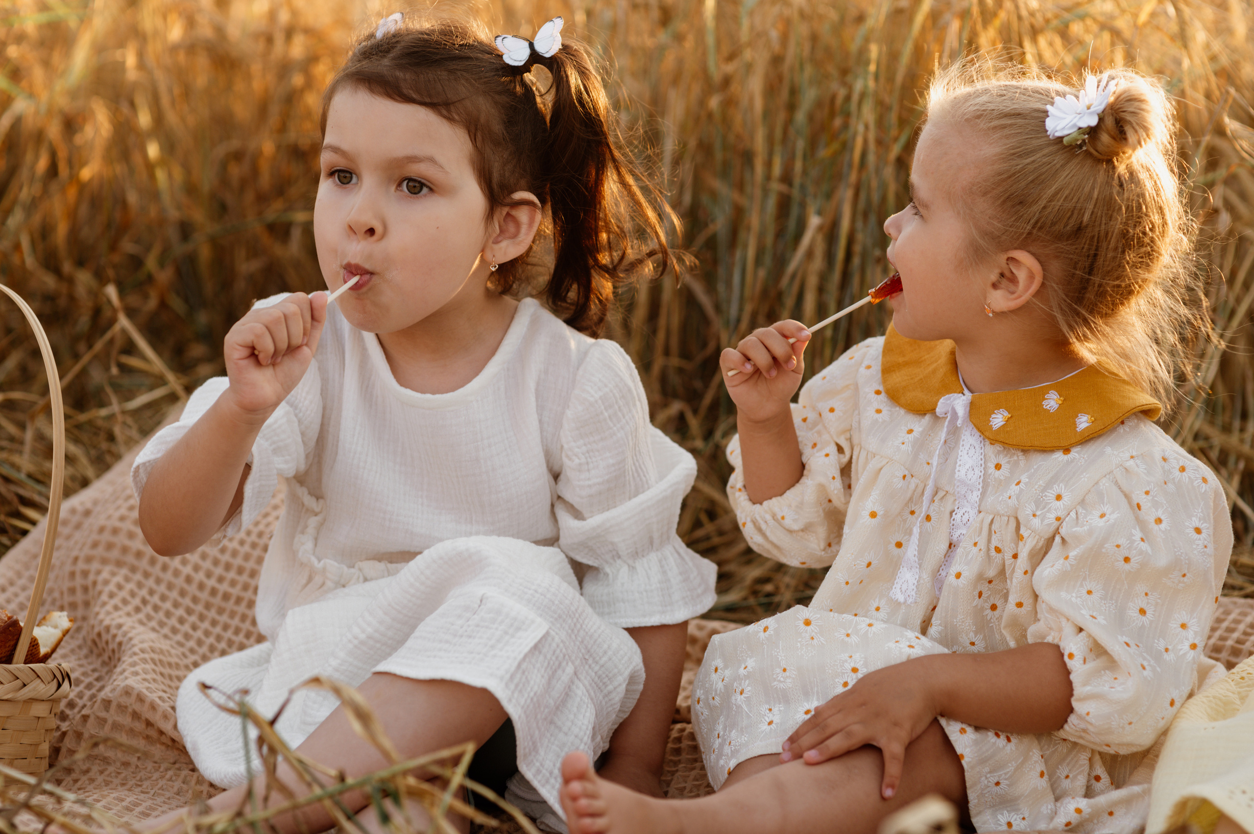 Анонс с маленькими булочками. Женский и семейный фотограф в Костроме. Алена Шепот