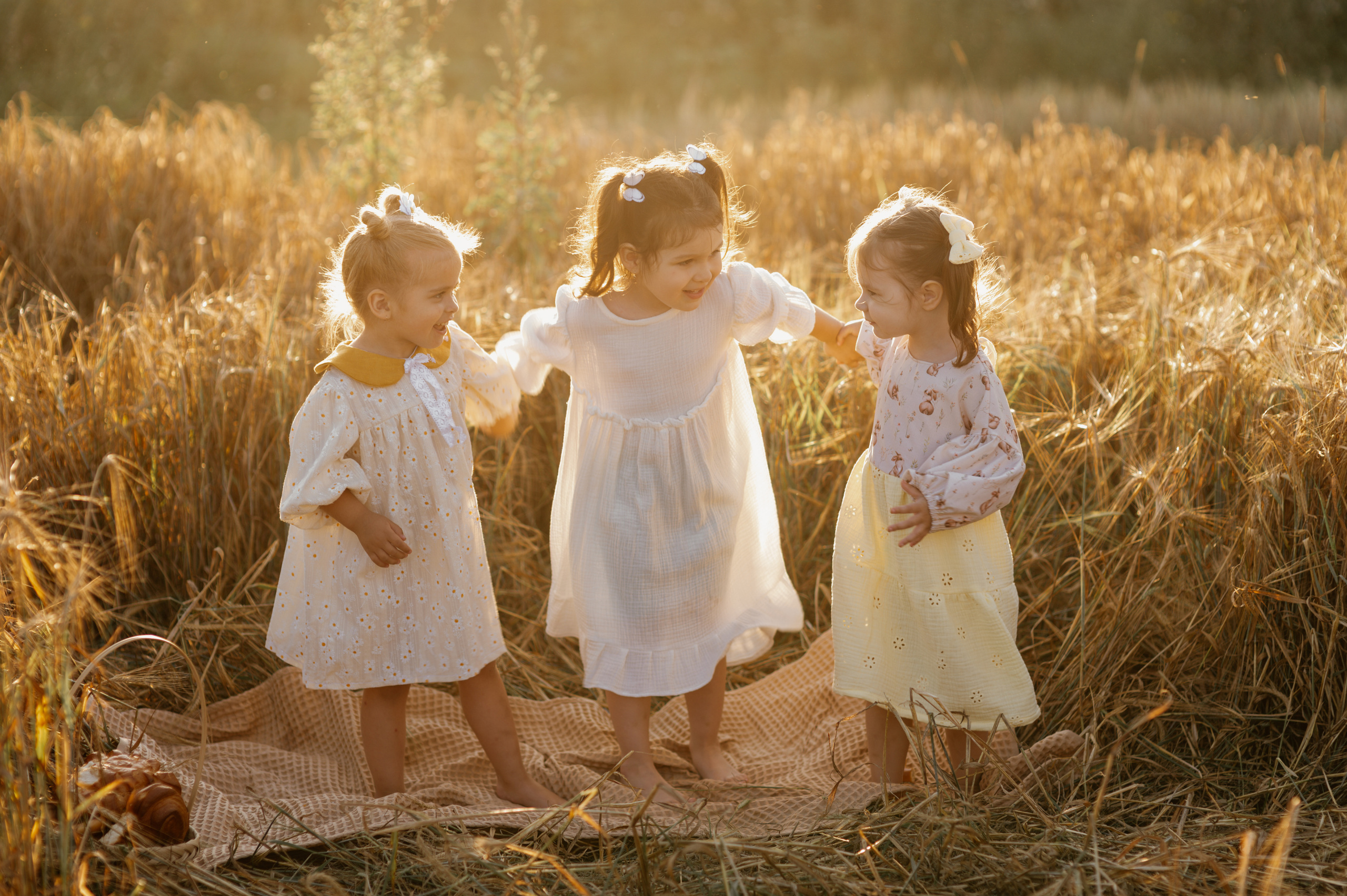Анонс с маленькими булочками. Женский и семейный фотограф в Костроме. Алена Шепот