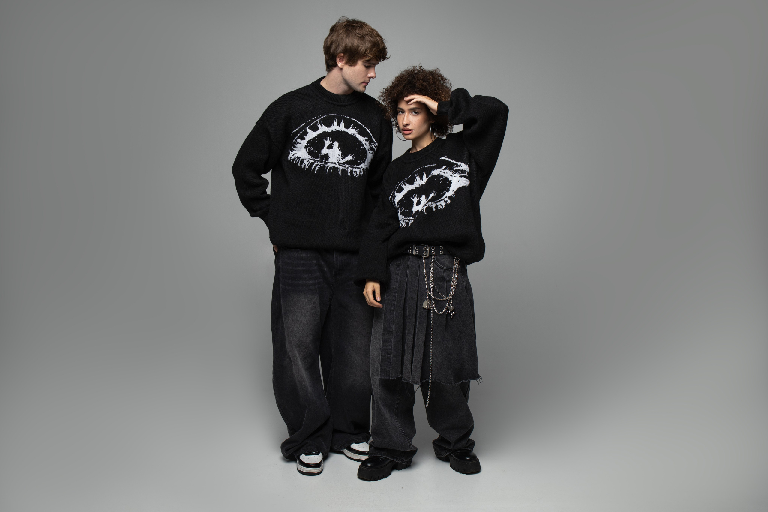 КАТАЛОГ | серый фон. RUNA production — стильные съемки для брендов