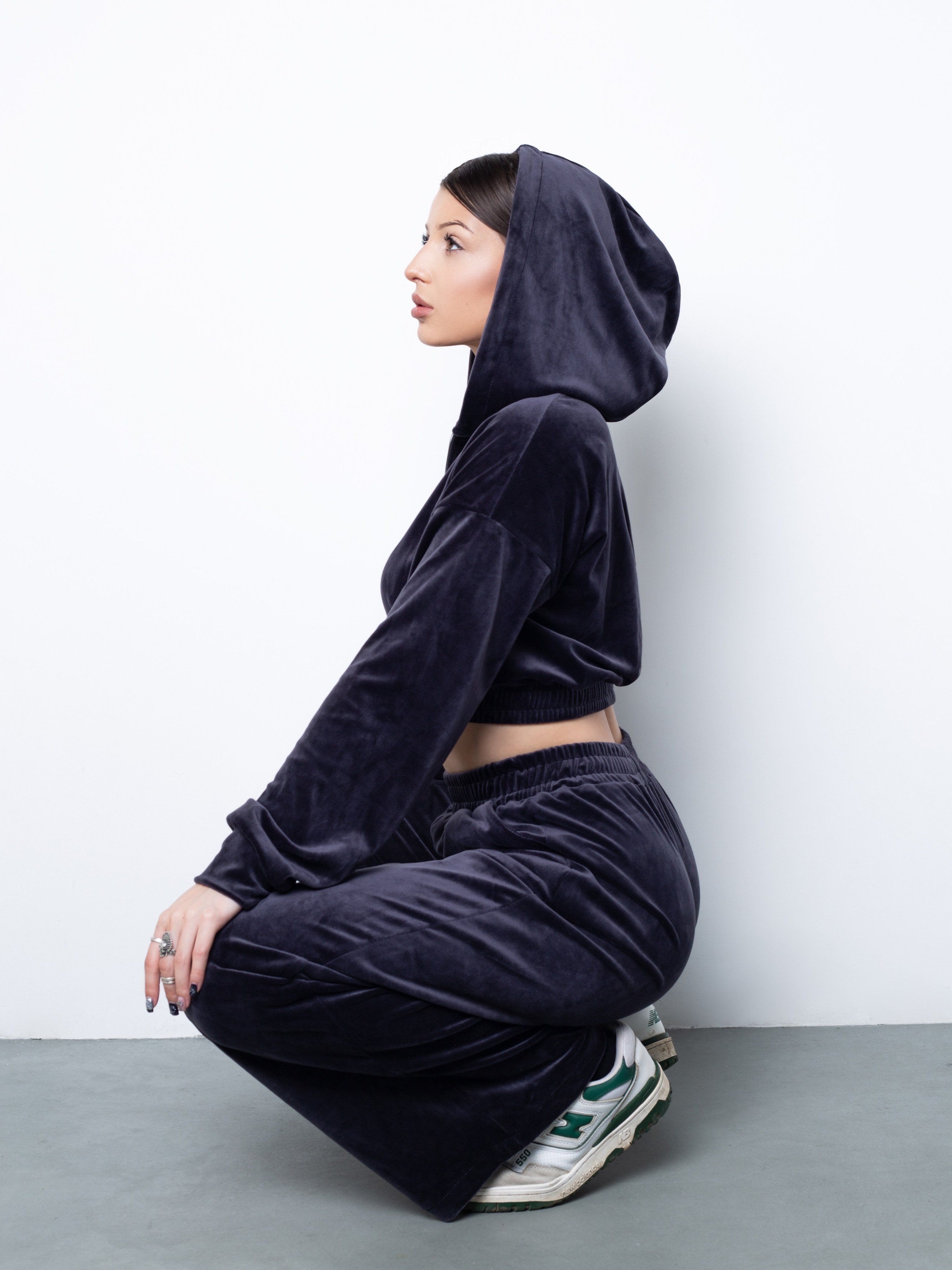 КАТАЛОГ | белый фон. RUNA production — стильные съемки для брендов