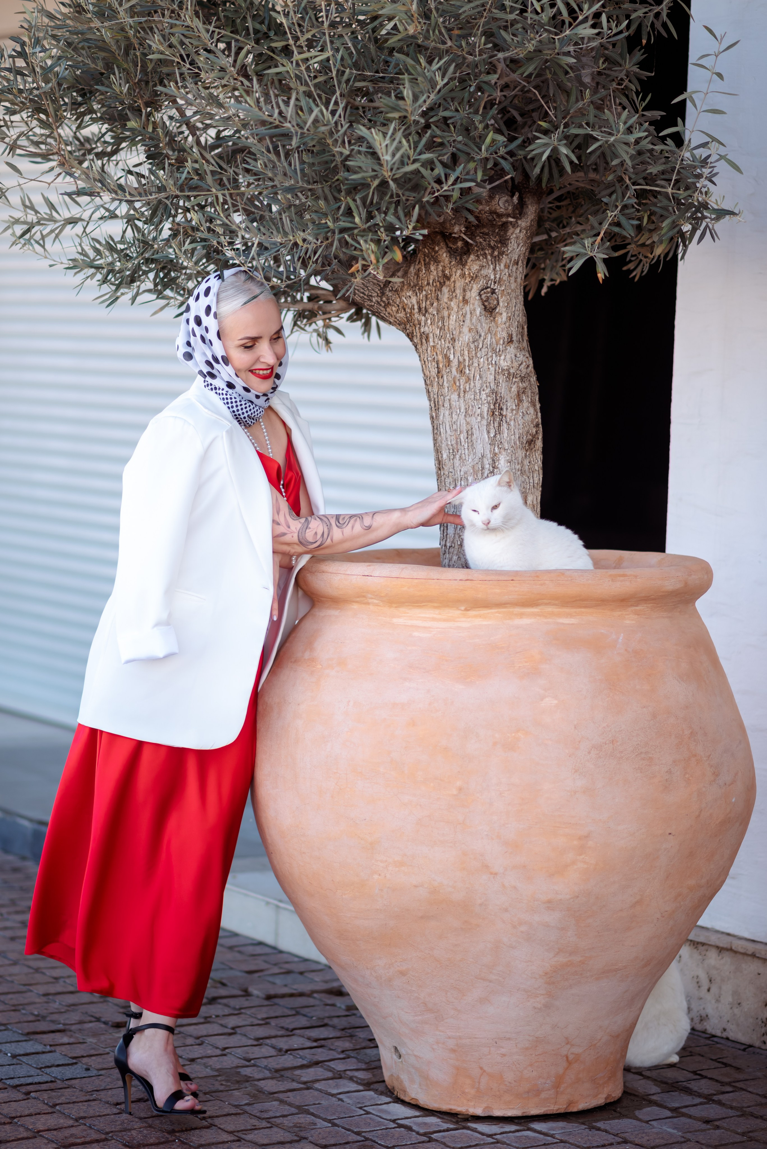 У кафе «Дельмар». Семейный и женский фотограф Лоо Краснодар Сочи Энем Татьяна Трибурт