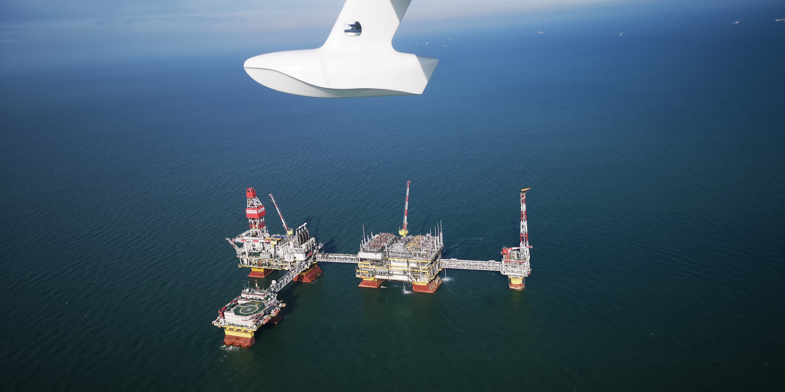 Каспийское море (наука на Ла-8) (2021 г.). Фотоальбом показывающий увлекательный мир авиации и мир медведей Андрея Иванова