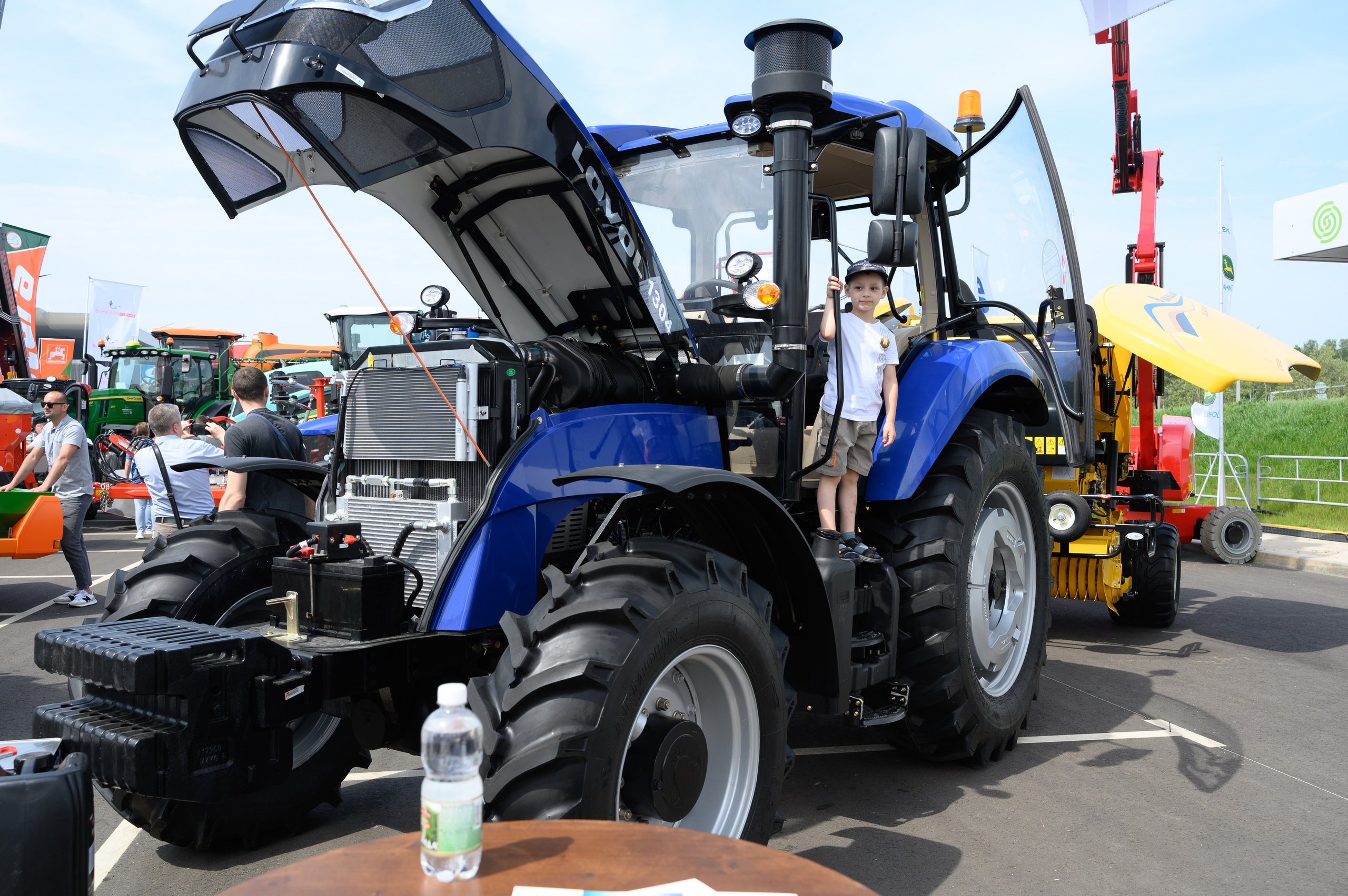 Агровыставка. Фотоуслуги, услуги фотографа, фотографирование важных событий